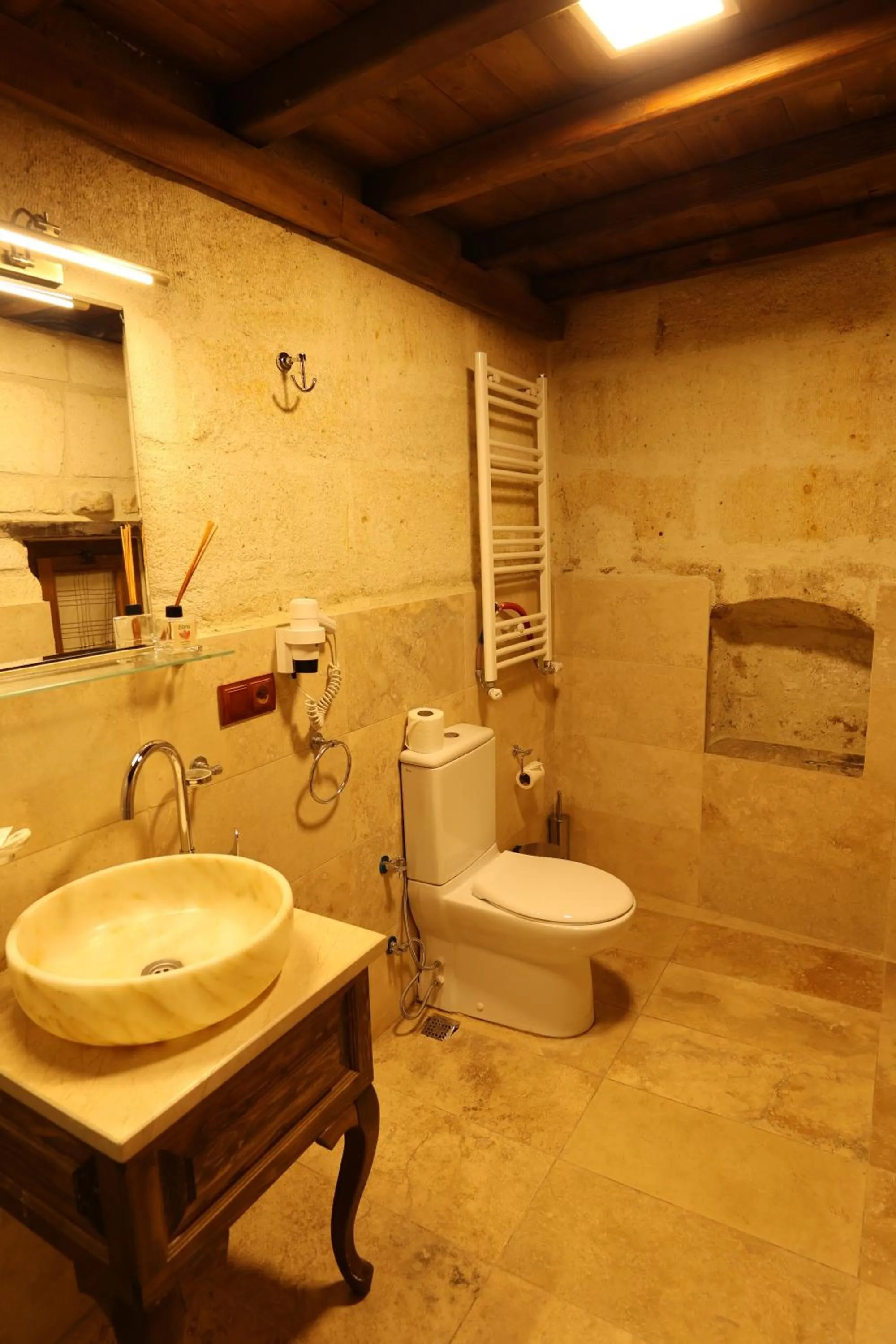 Shower, Bathroom in Cappadocia Balloon Boutique