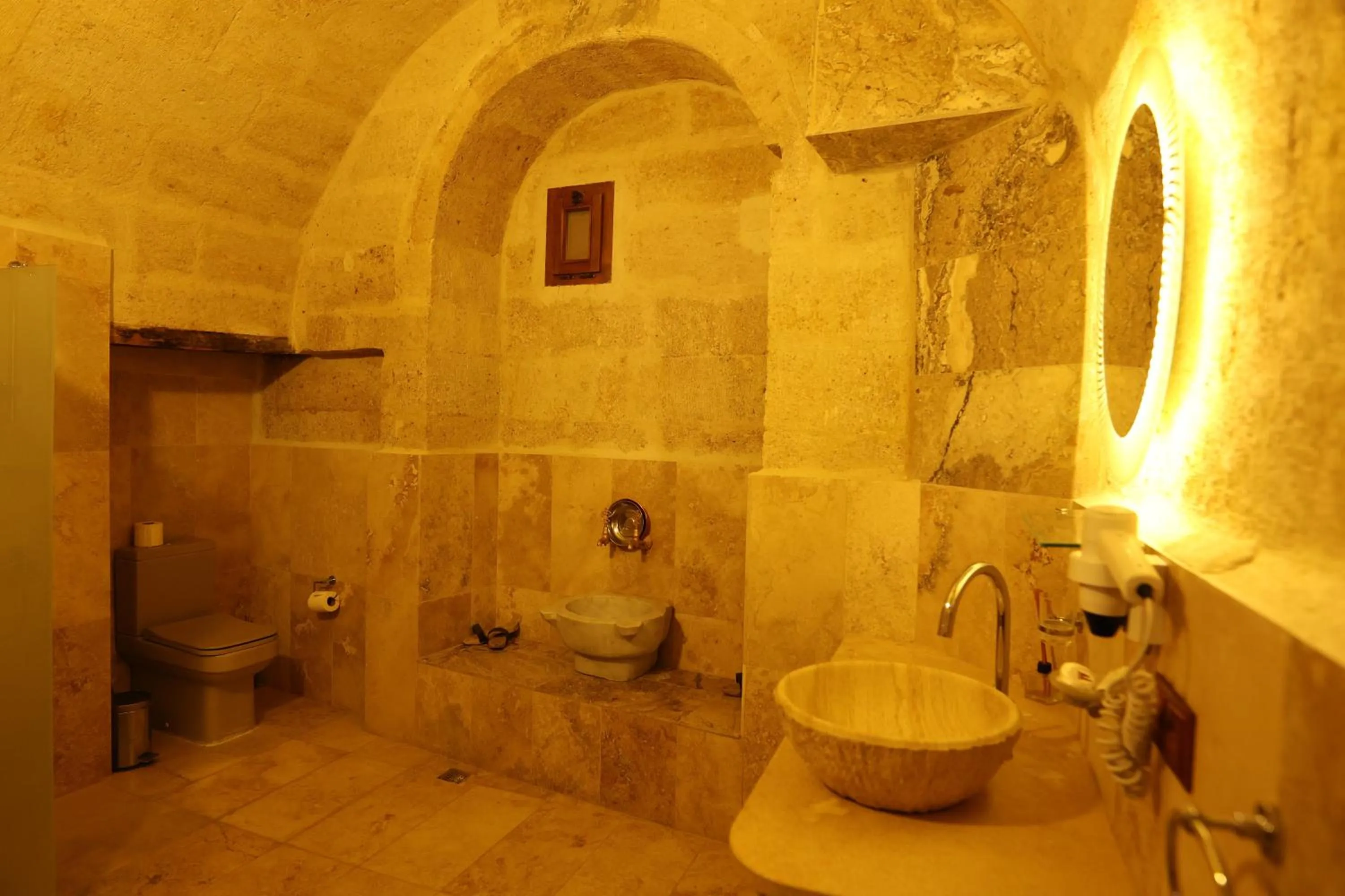 Shower, Bathroom in Cappadocia Balloon Boutique