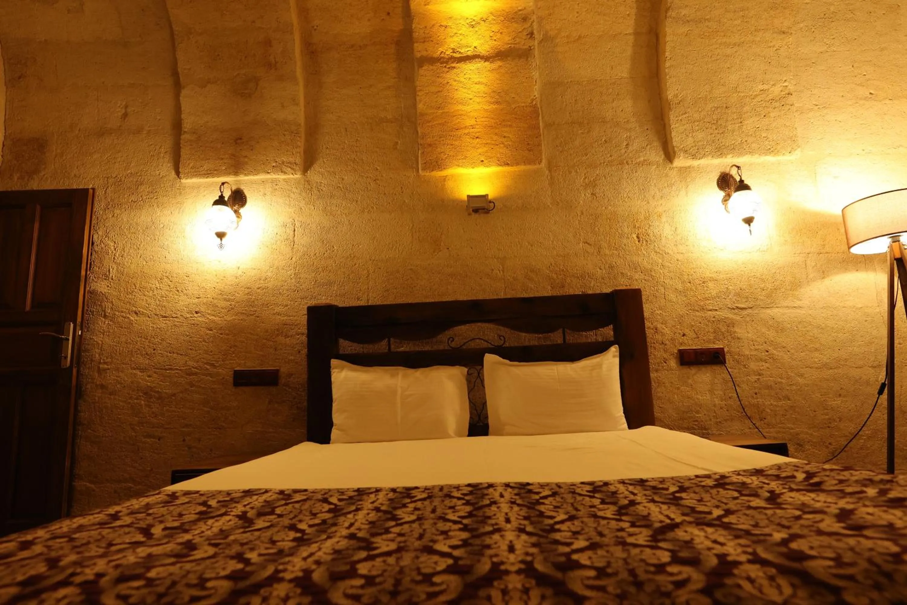 Bed in Cappadocia Balloon House