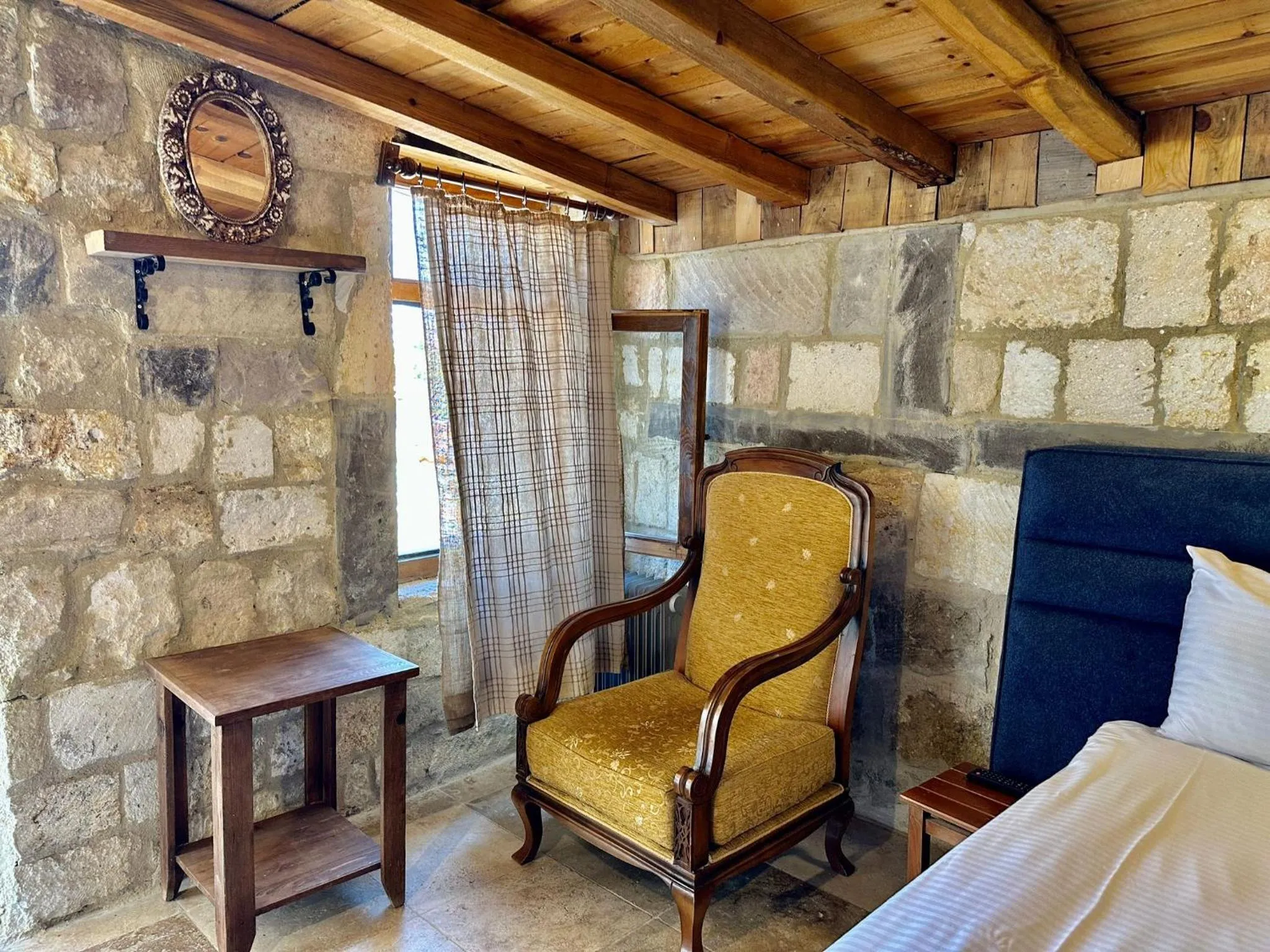 Seating area, Bed in Cappadocia Balloon Boutique