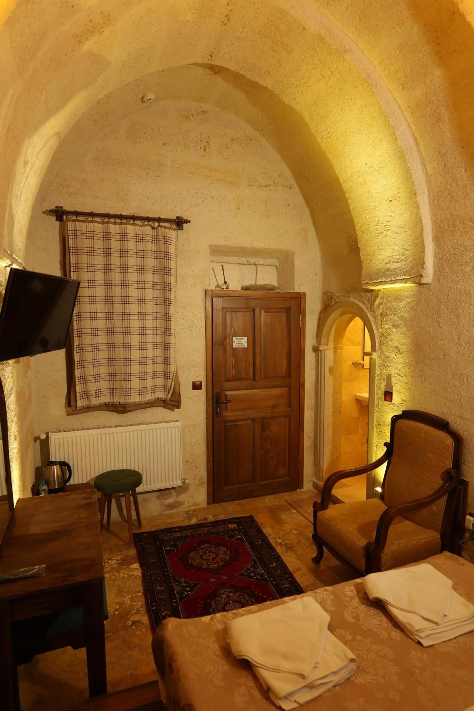 TV and multimedia, Bed in Cappadocia Balloon Boutique