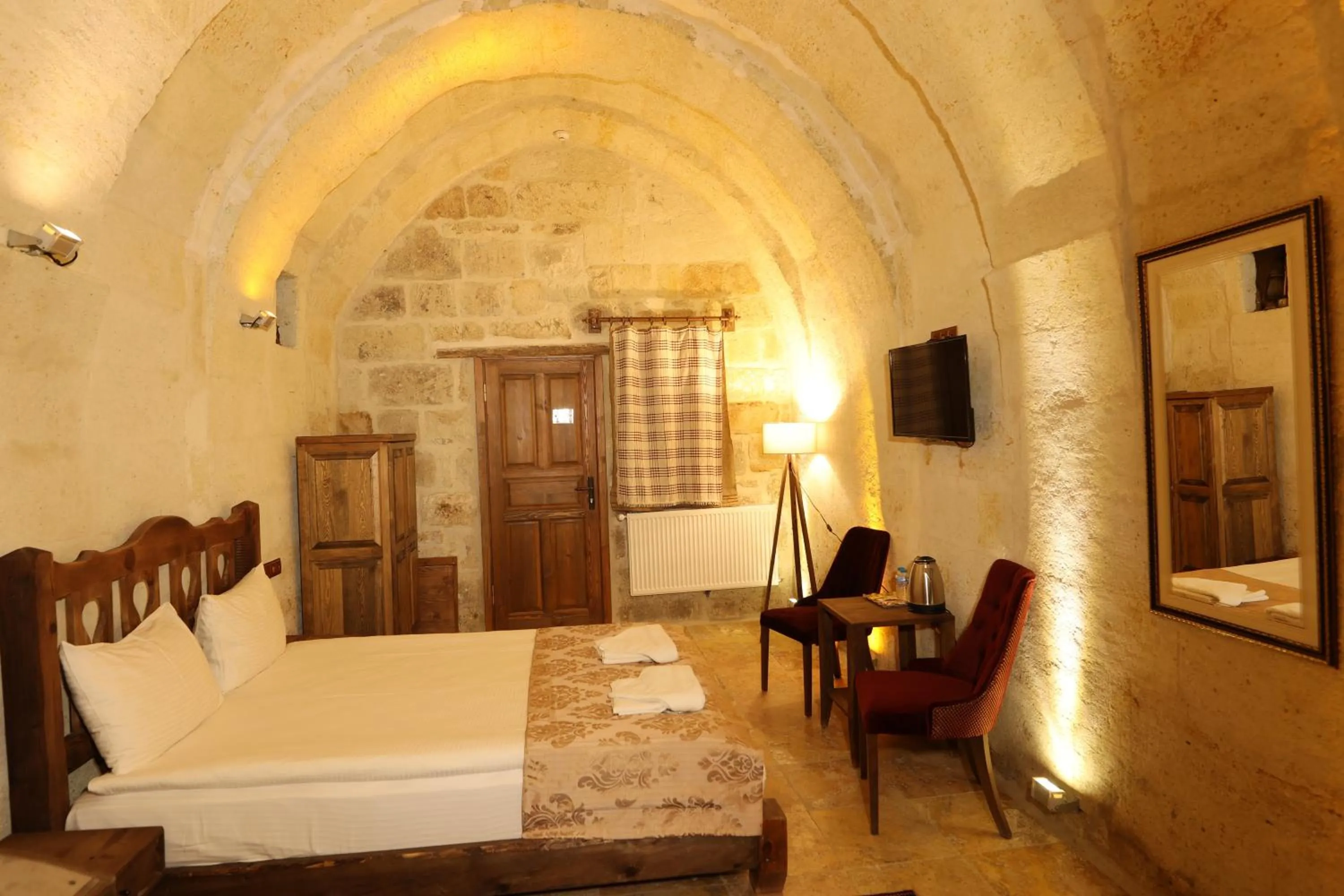 TV and multimedia, Bed in Cappadocia Balloon Boutique