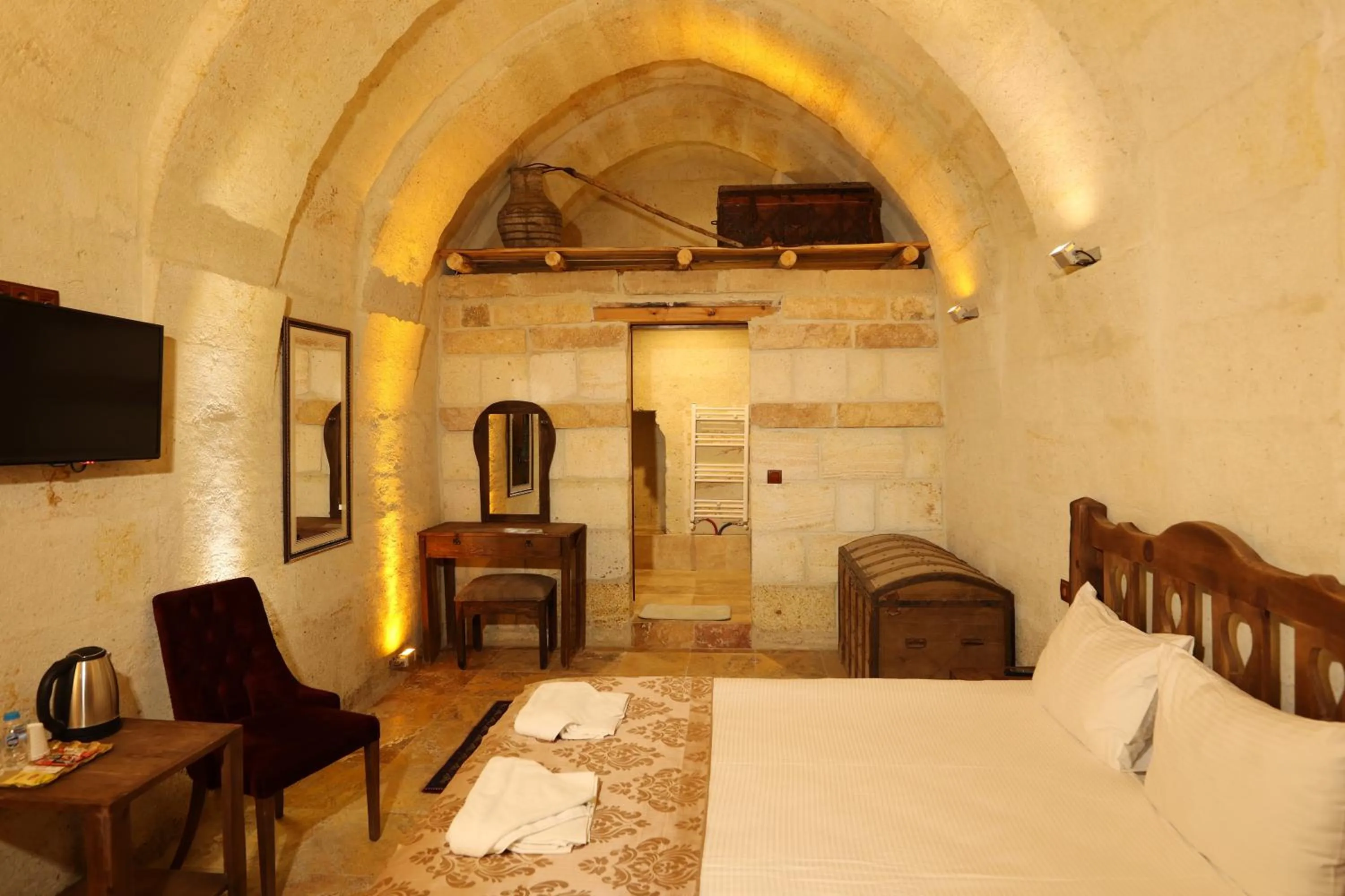 TV and multimedia, Bed in Cappadocia Balloon Boutique