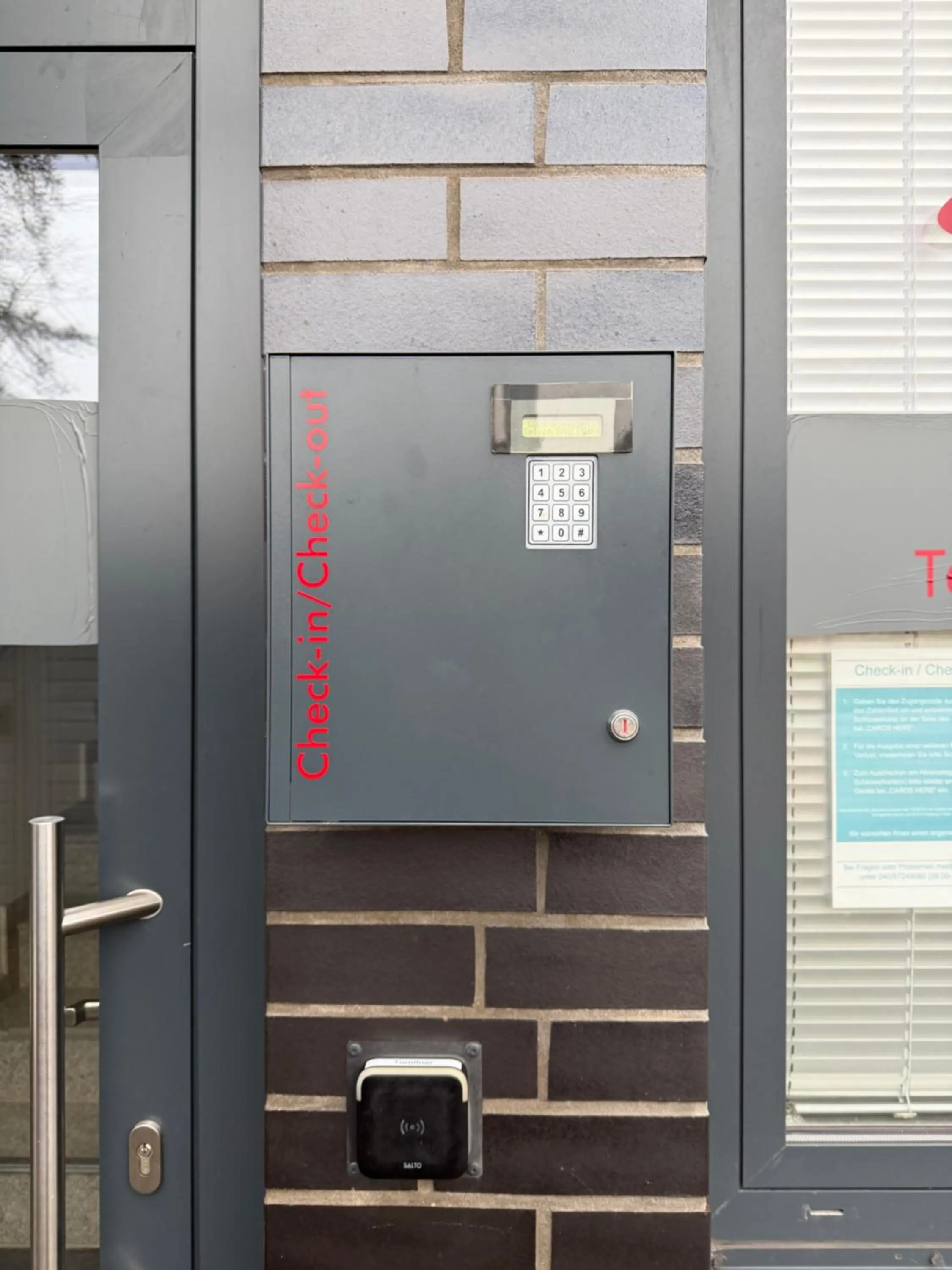 Ata Hotel - Self Check-in