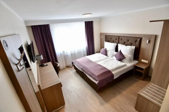 Bed in Ata Hotel - Self Check-in