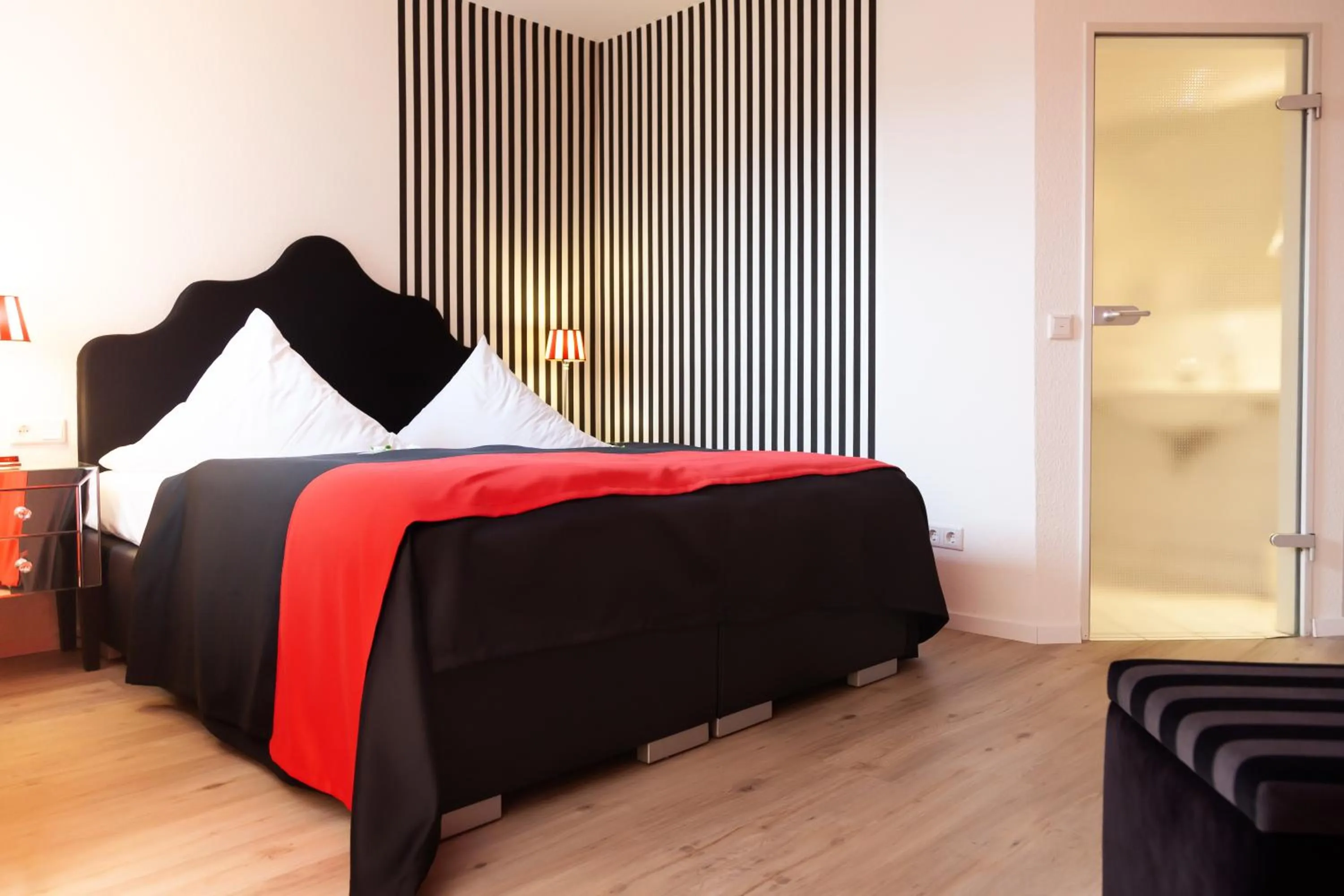 Photo of the whole room, Bed in Hotel Wulff