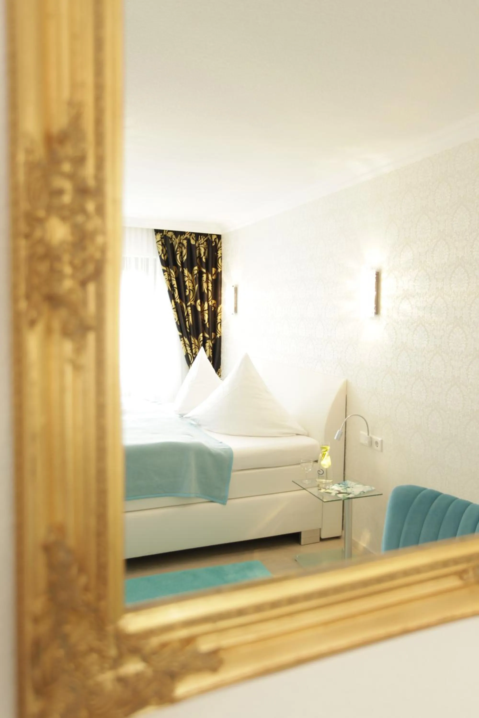 Decorative detail, Bed in Hotel Wulff