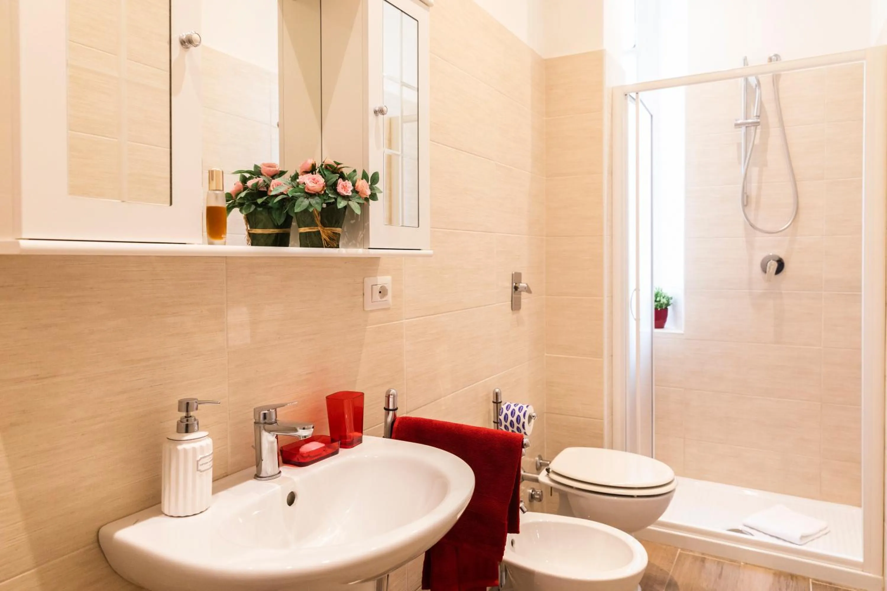 Bathroom in Casa Zara - Metro Lines