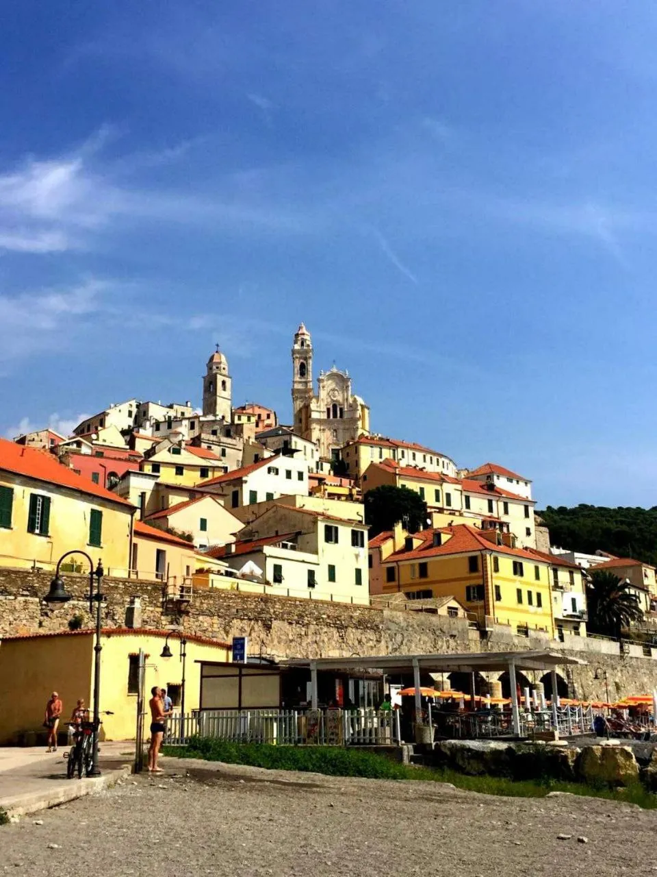 tra il borgo e il mare