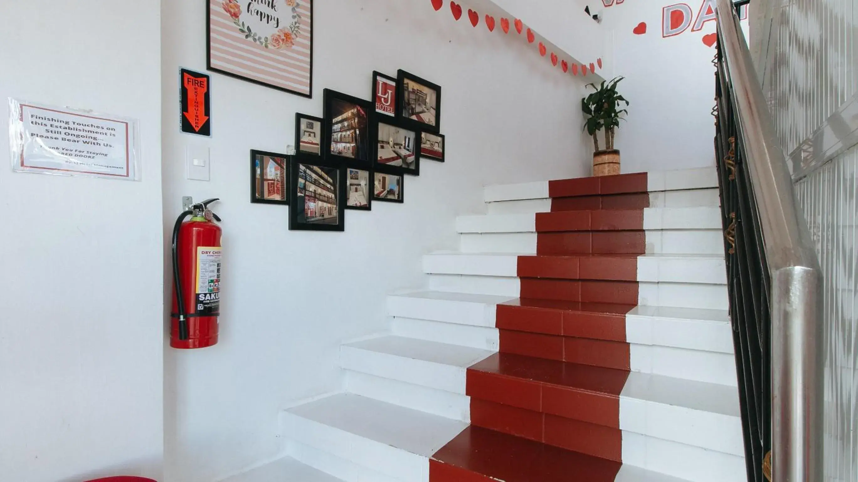 View (from property/room) in RedDoorz near Mercado del Lago View (from property/room) in RedDoorz near Mercado del Lago