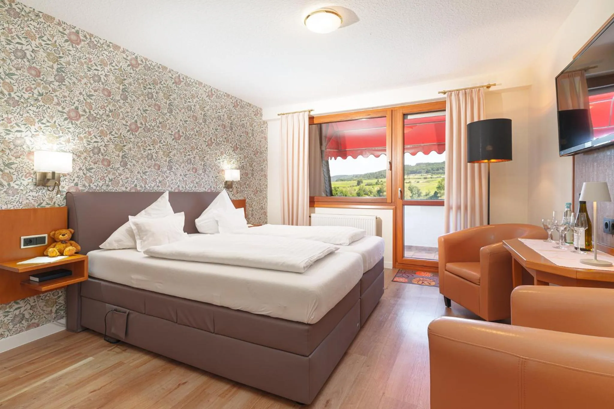 Bed in Hotel Zehnthof