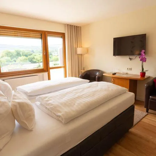 Bed in Hotel Zehnthof