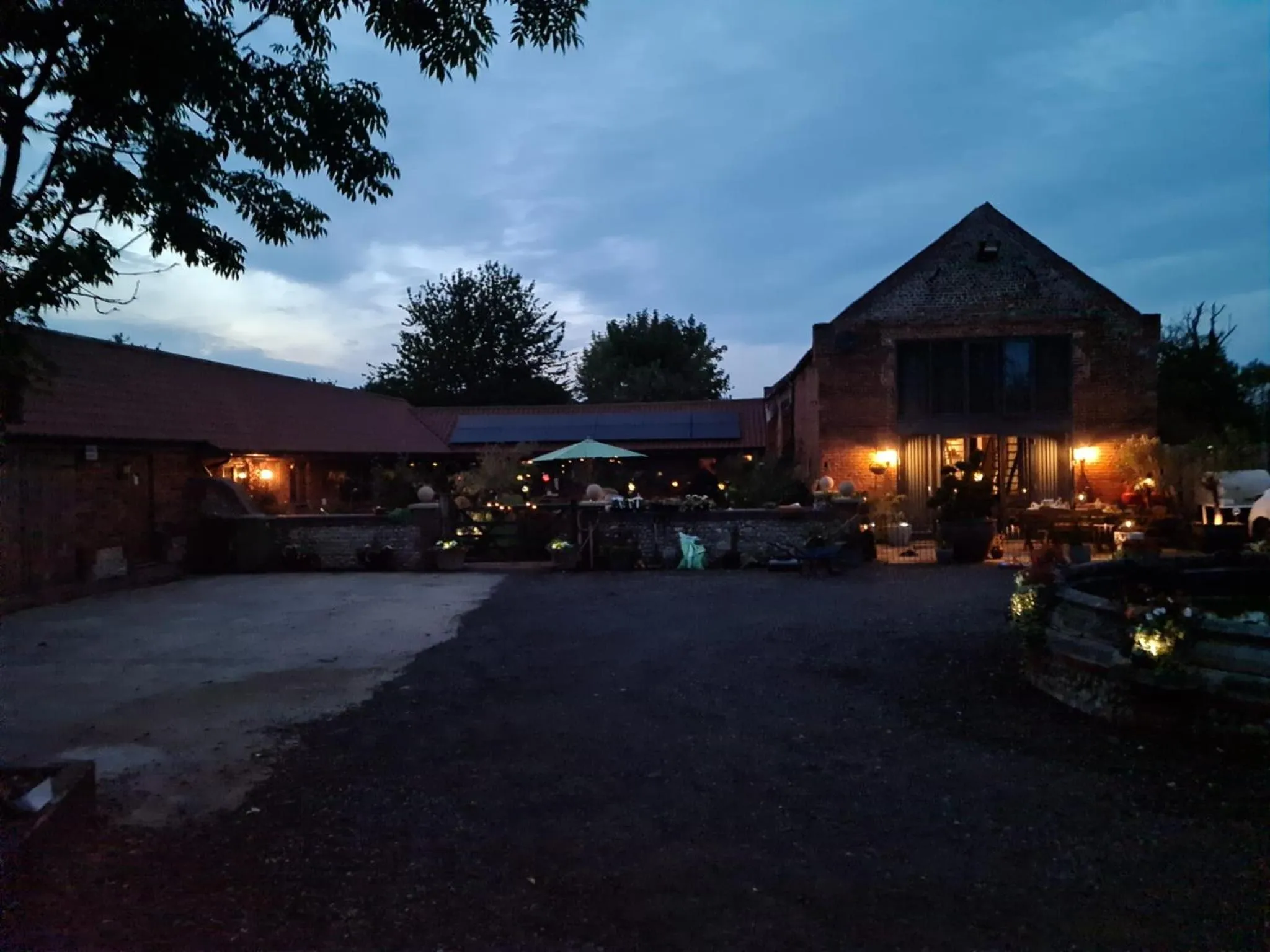 Property building in Bumble Barn Bed & Breakfast