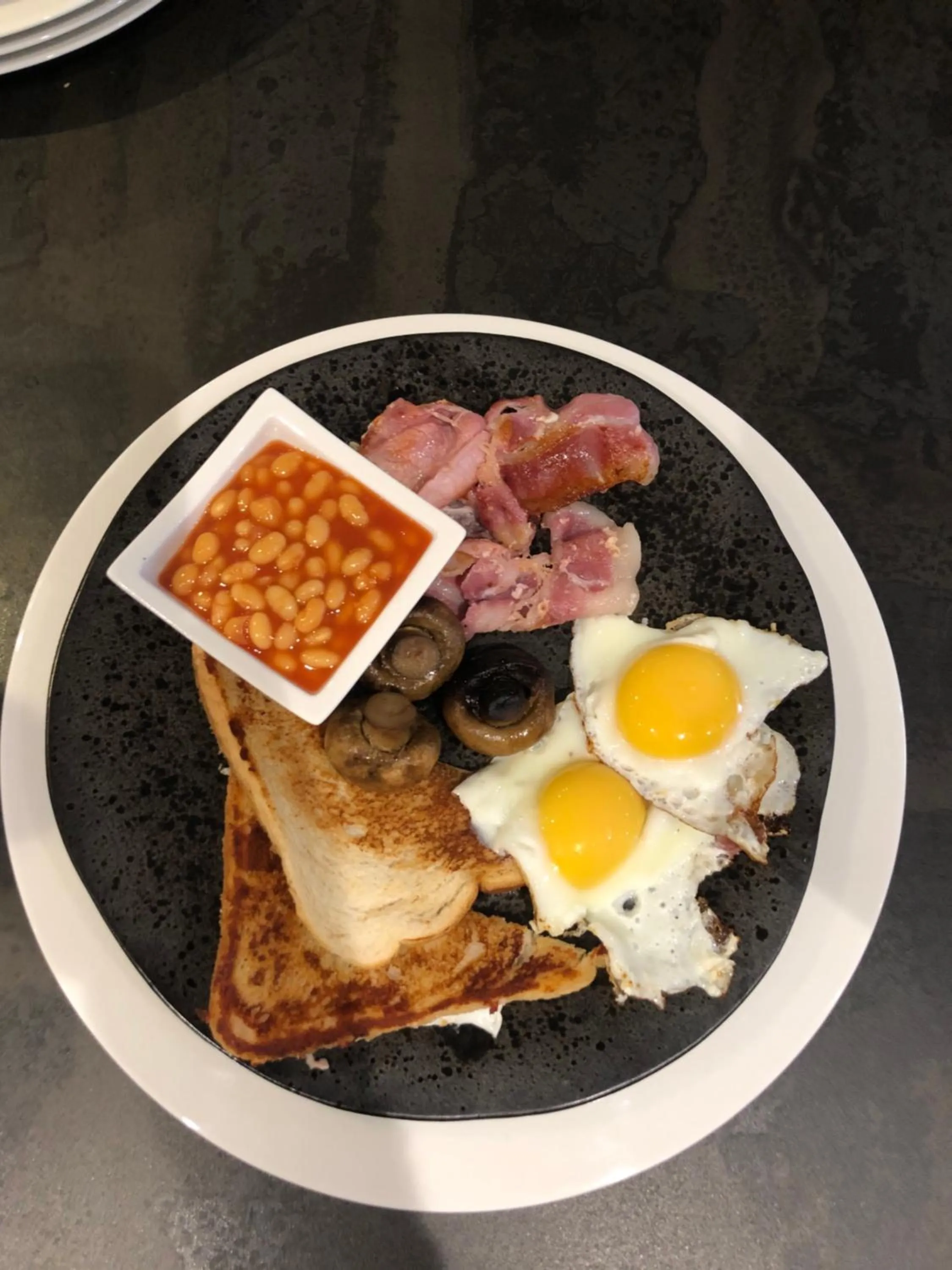 Breakfast in Bumble Barn Bed & Breakfast