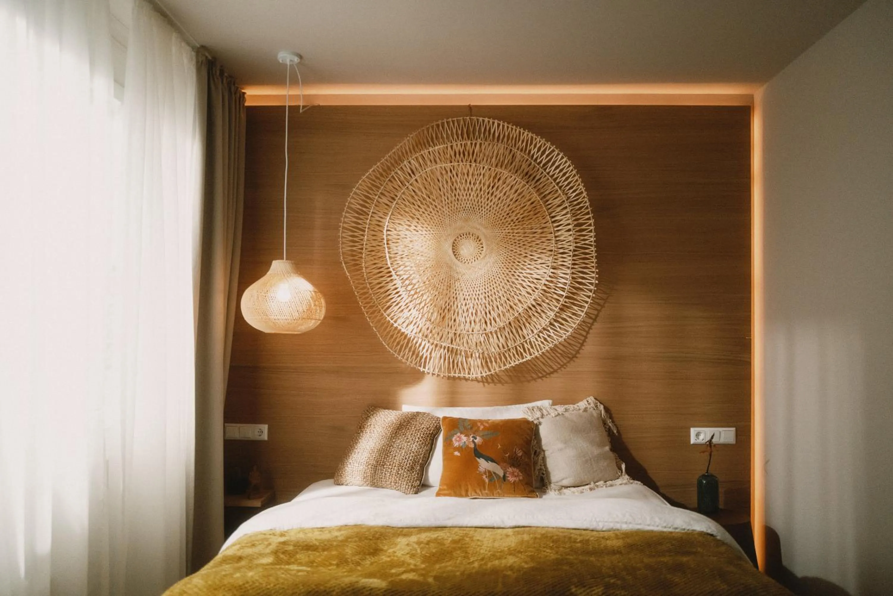 Photo of the whole room, Bed in 2Places Soul