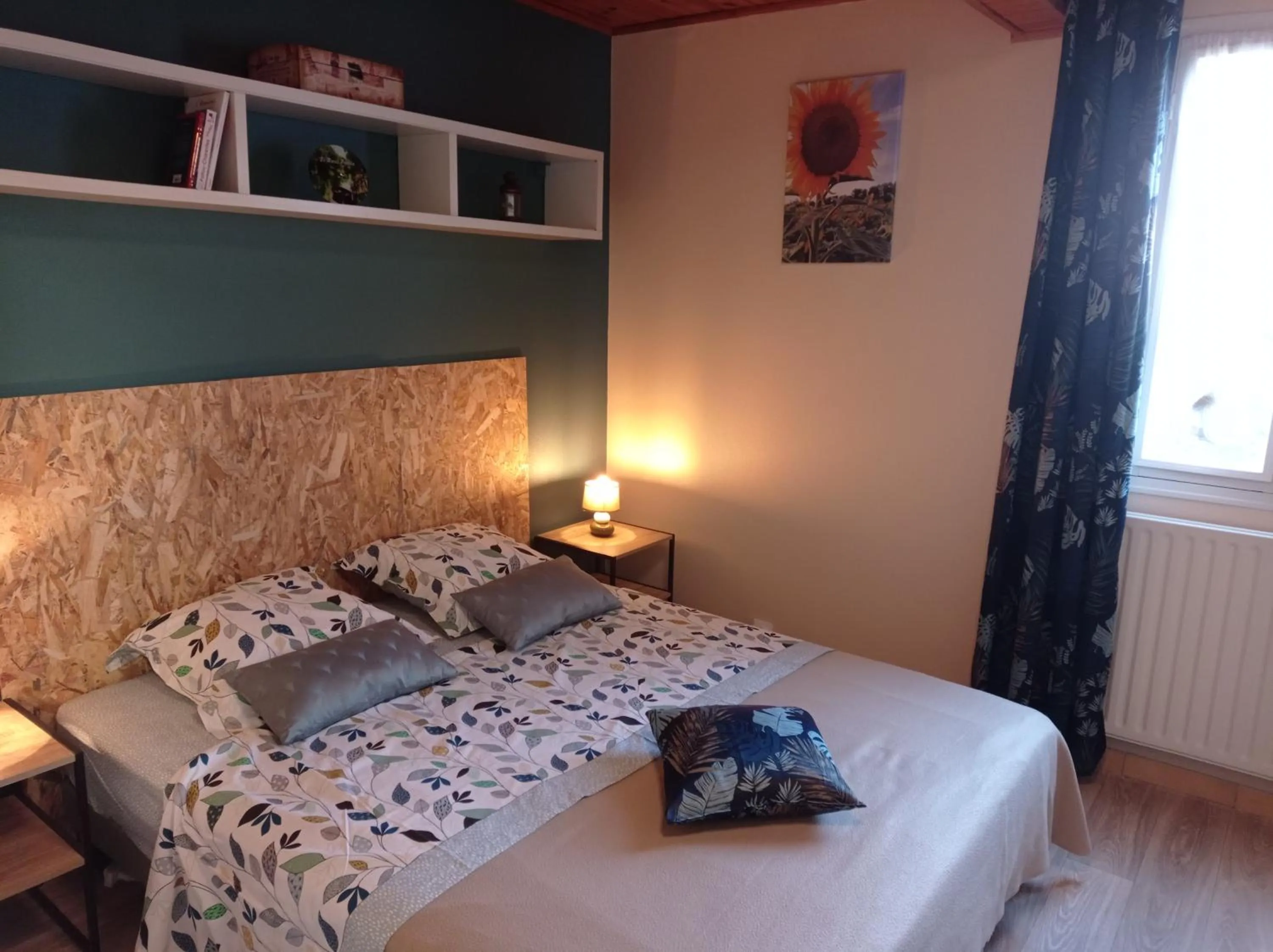 Bed in AU COEUR DU MARAIS