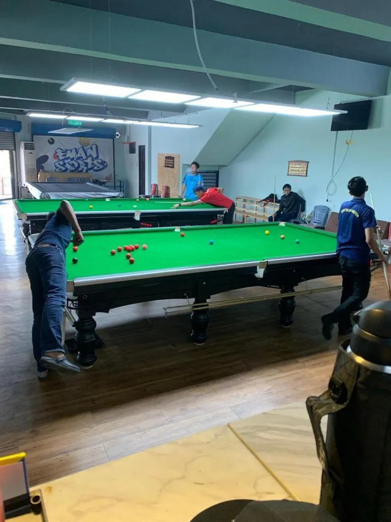 Billiard in Hotel EC Double Star KLIA 1-KLIA 2
