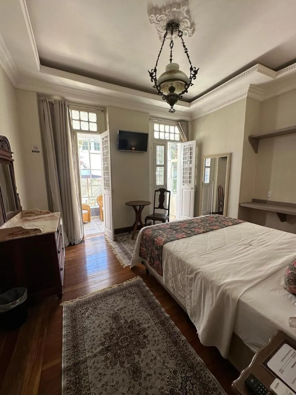 Decorative detail, Bed in Pousada Princesa Isabel - Visconde