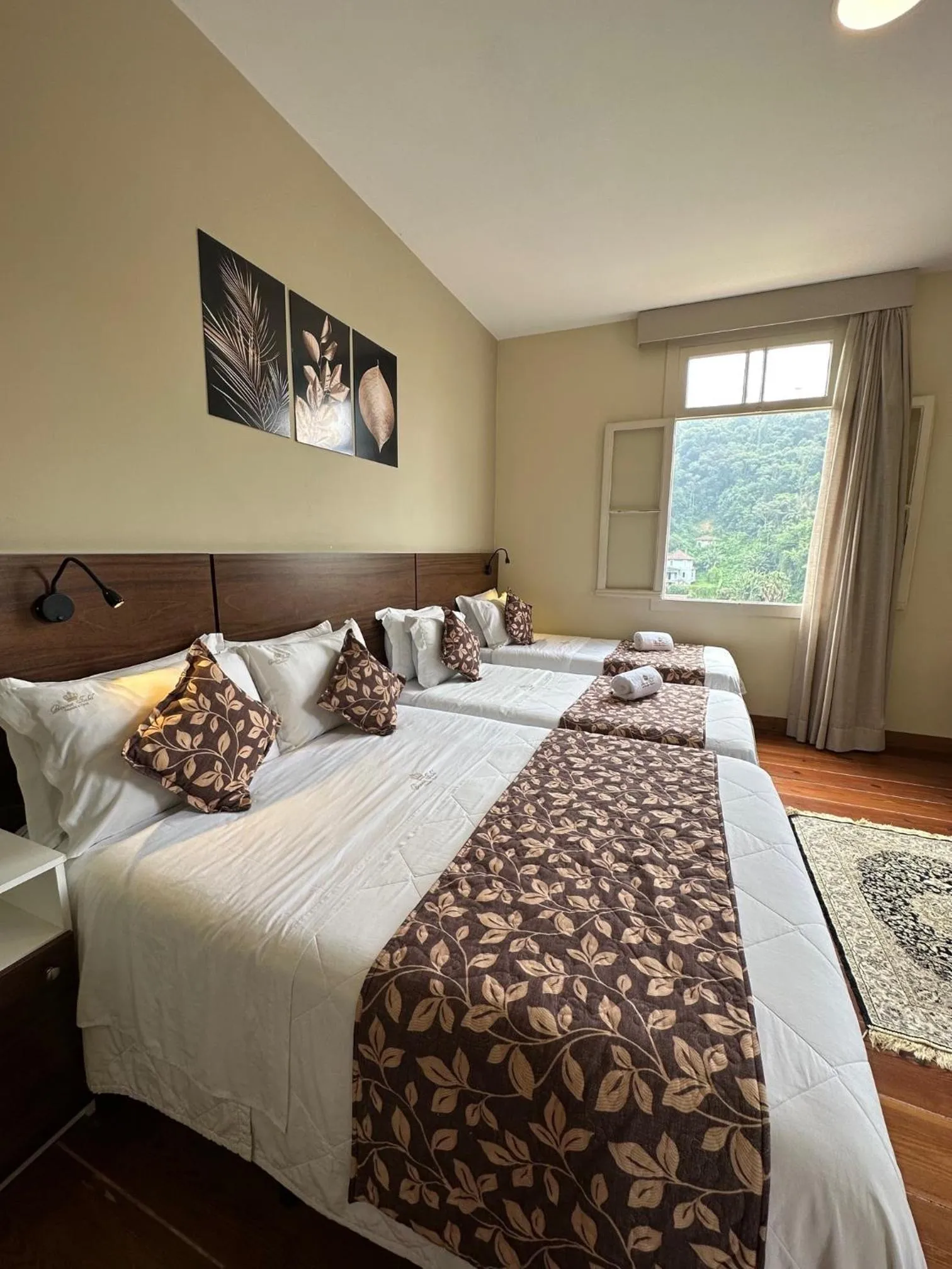 View (from property/room), Bed in Pousada Princesa Isabel - Visconde