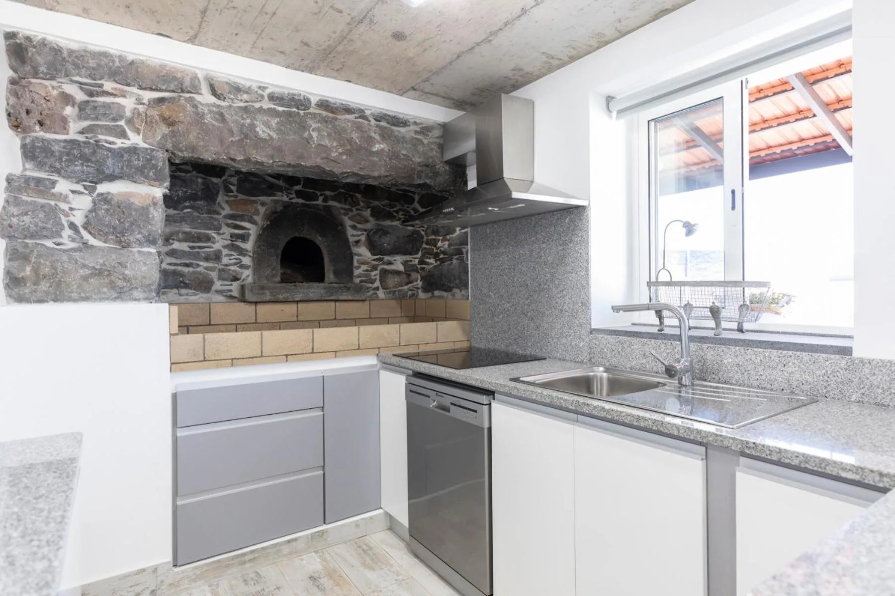 kitchen in Stay in our cozy and wonderful Casa da Rosinha