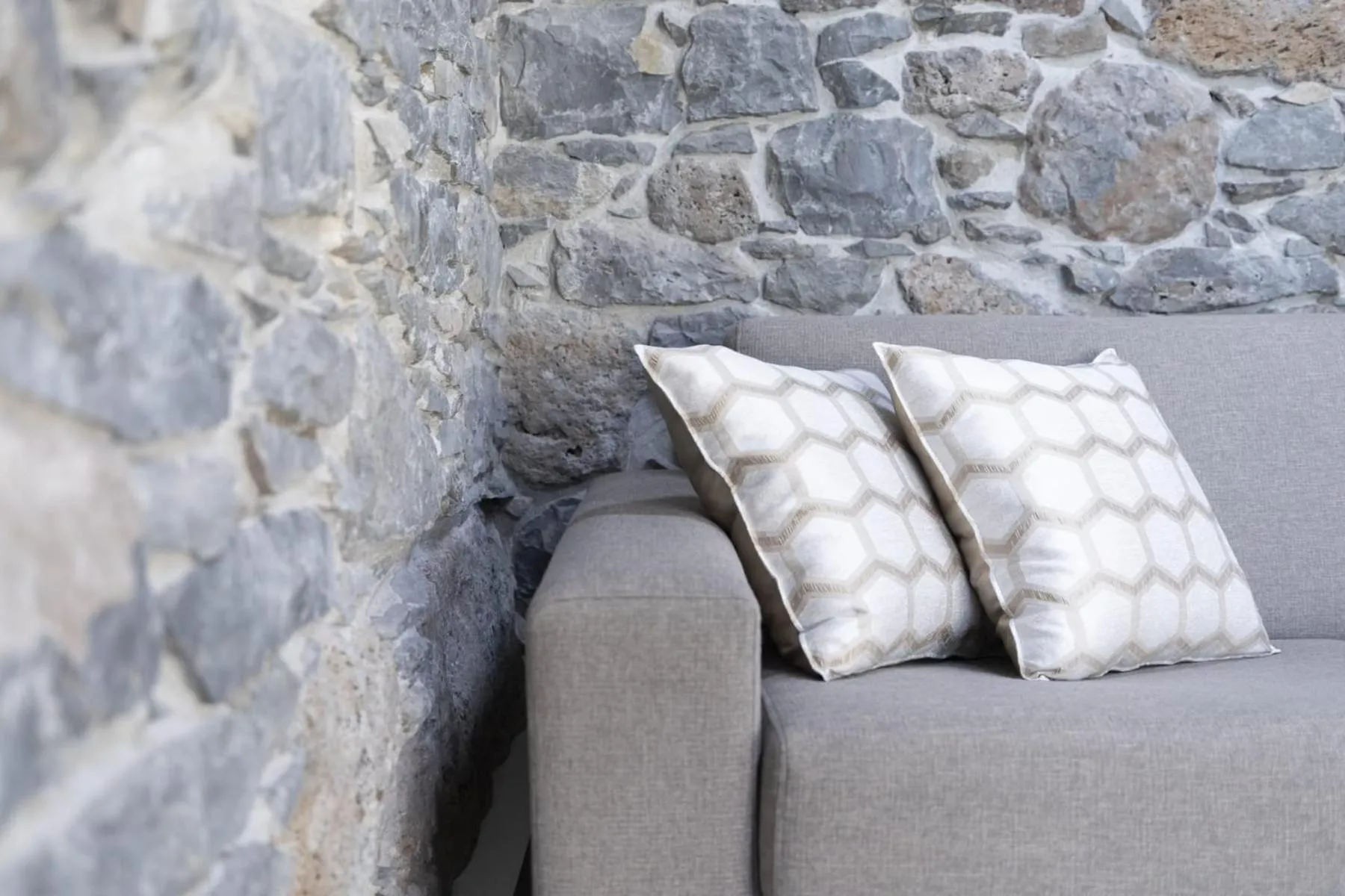 Stay in our cozy and wonderful Casa da Rosinha