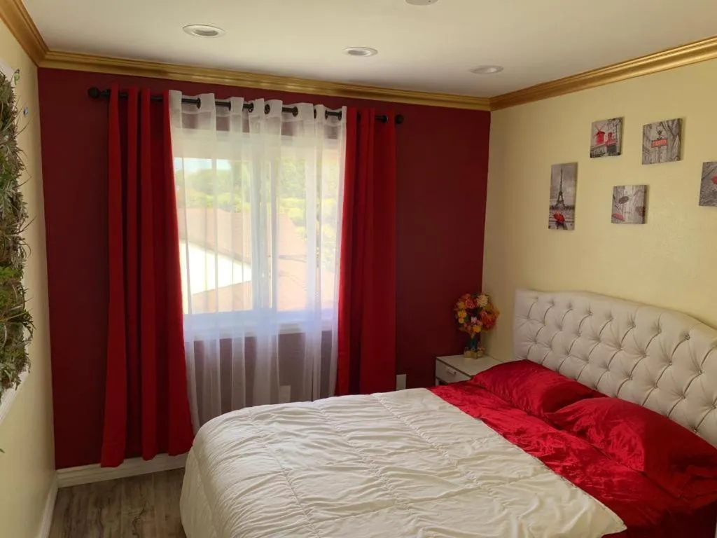 Bed in LAX guest house