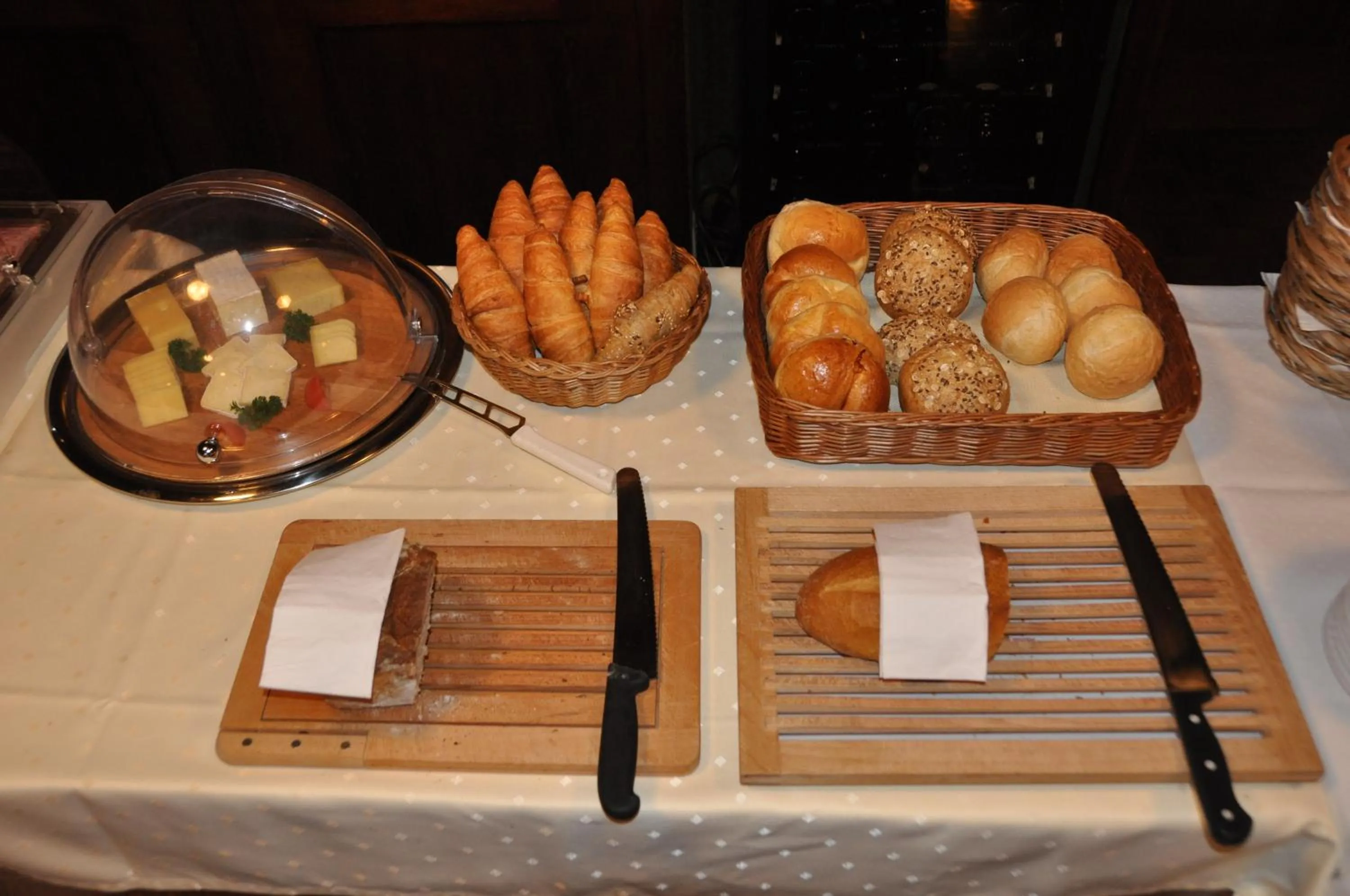 Breakfast in Hotel Kreuz