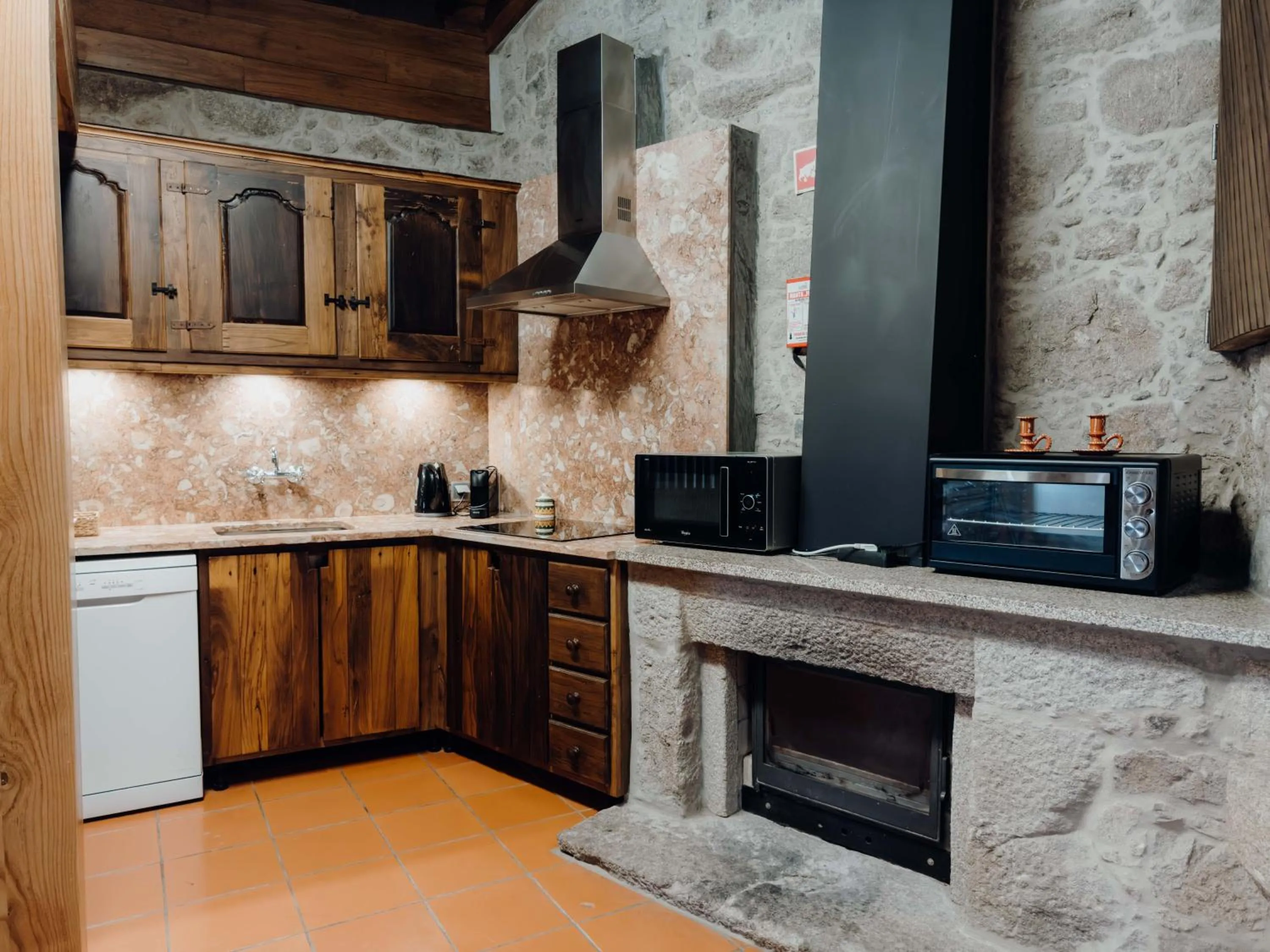 Kitchen or kitchenette in Casa Lata - Agroturismo e Enoturismo