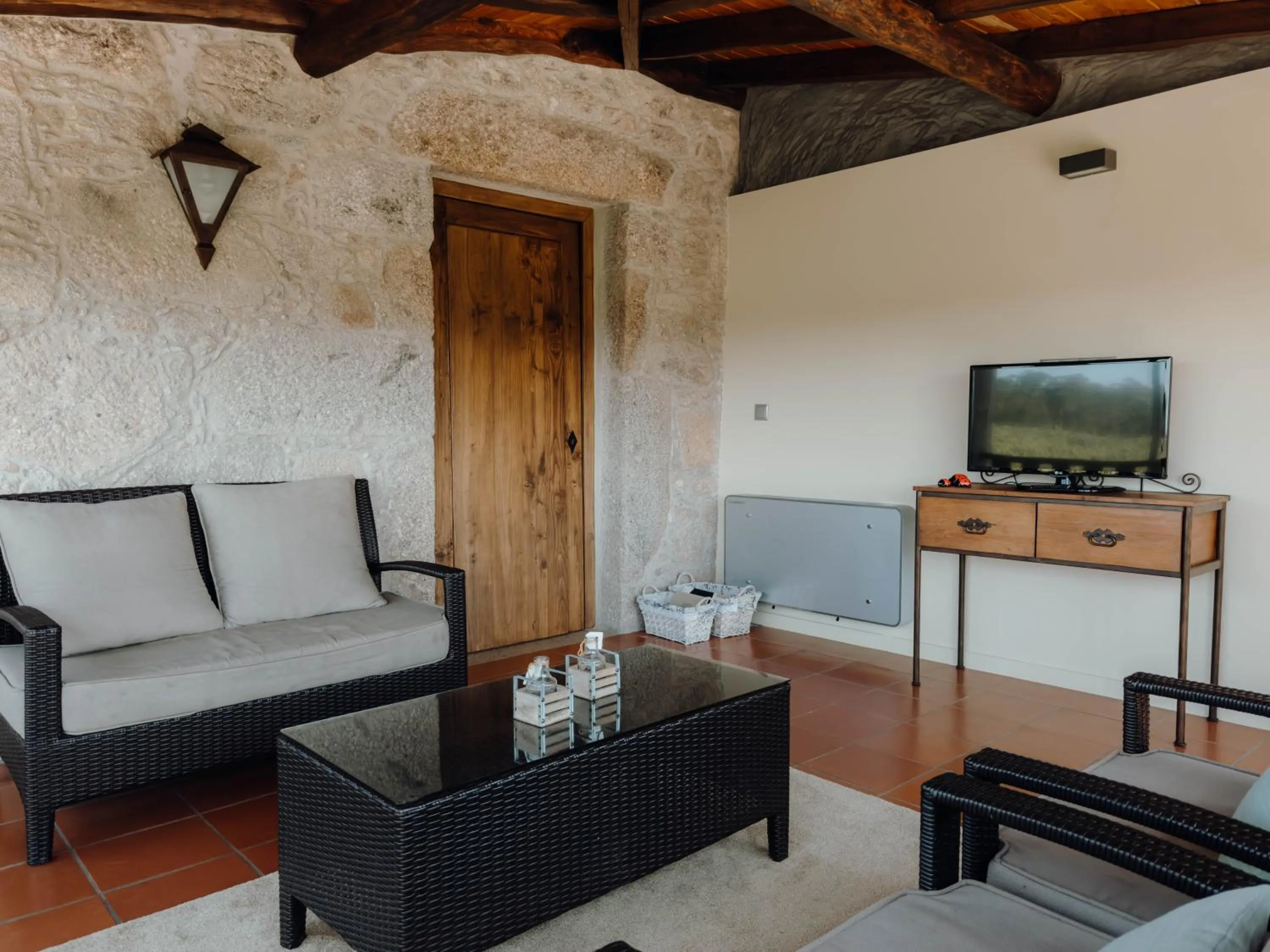 Communal lounge/ TV room in Casa Lata - Agroturismo e Enoturismo