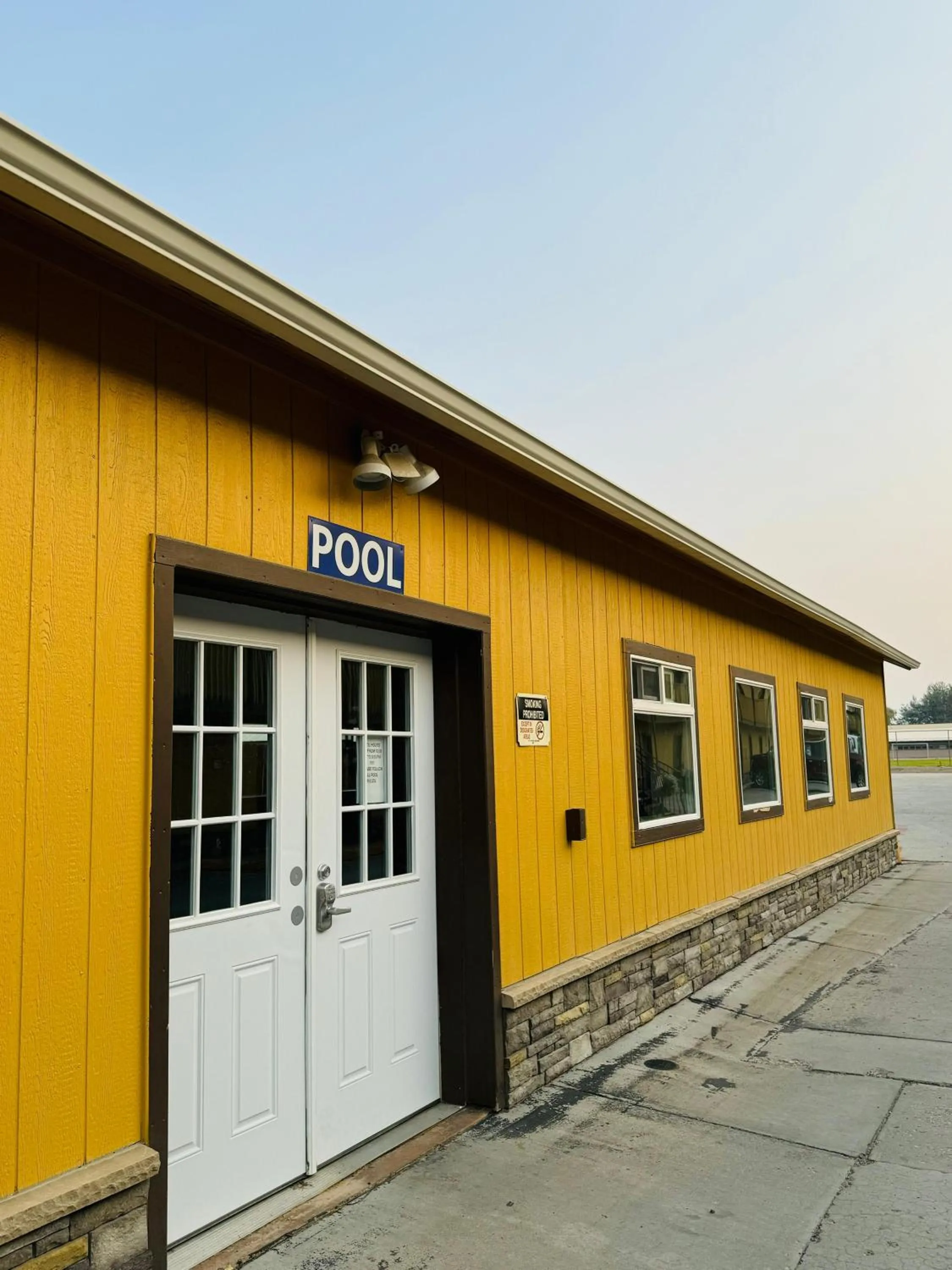 Property building in Americas Best Value Inn