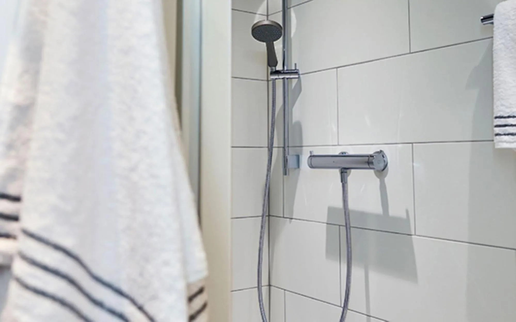 Shower in Hotel Bellinzona Sud Swiss Quality