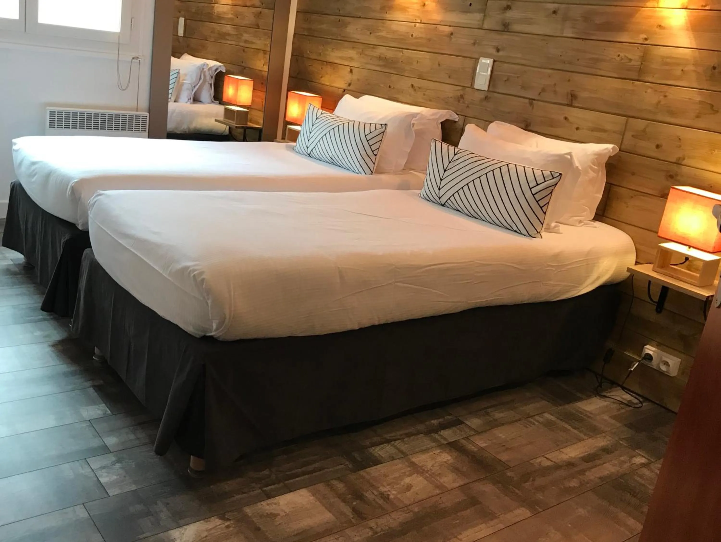 Bed in Hotel De La Mer