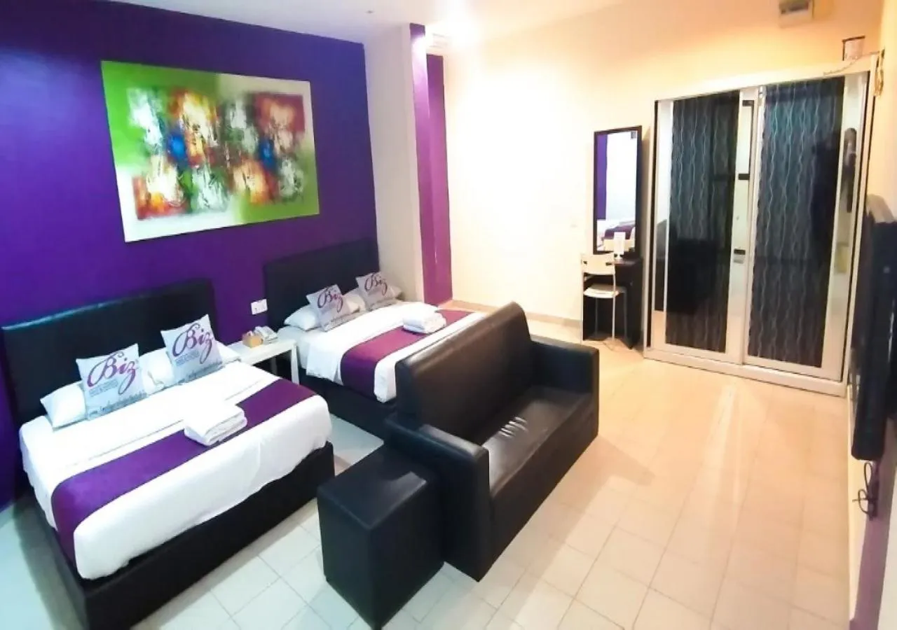 Photo of the whole room, Bed in Biz Hotel