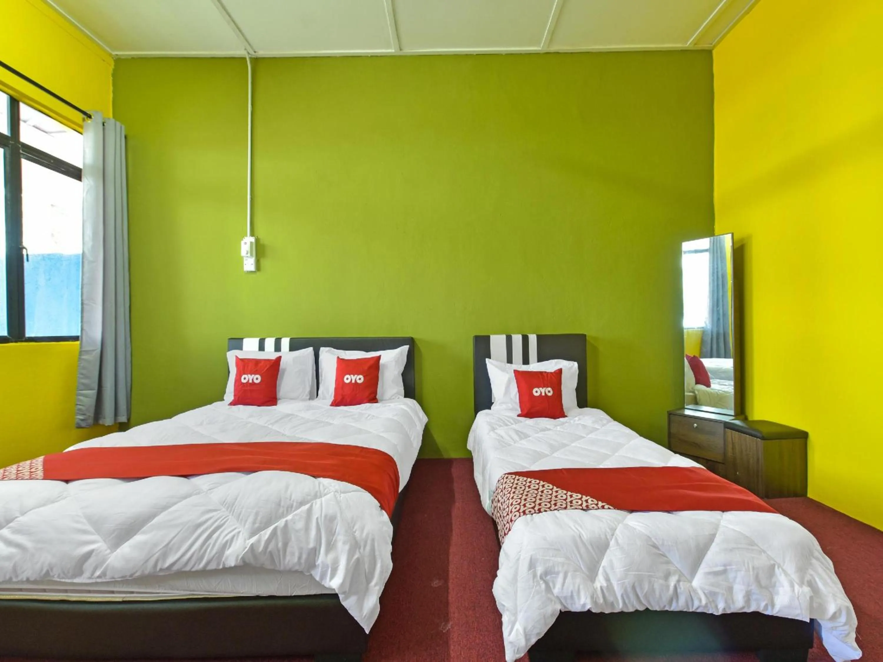 Photo of the whole room in Hotel O Bari Indah Beach Resort