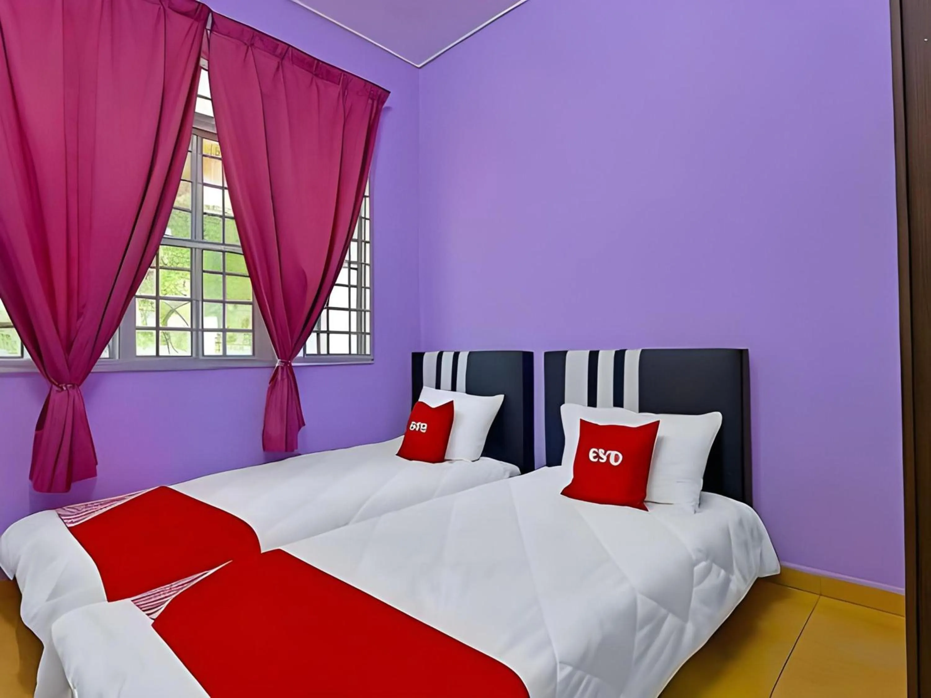 Photo of the whole room in Hotel O Bari Indah Beach Resort