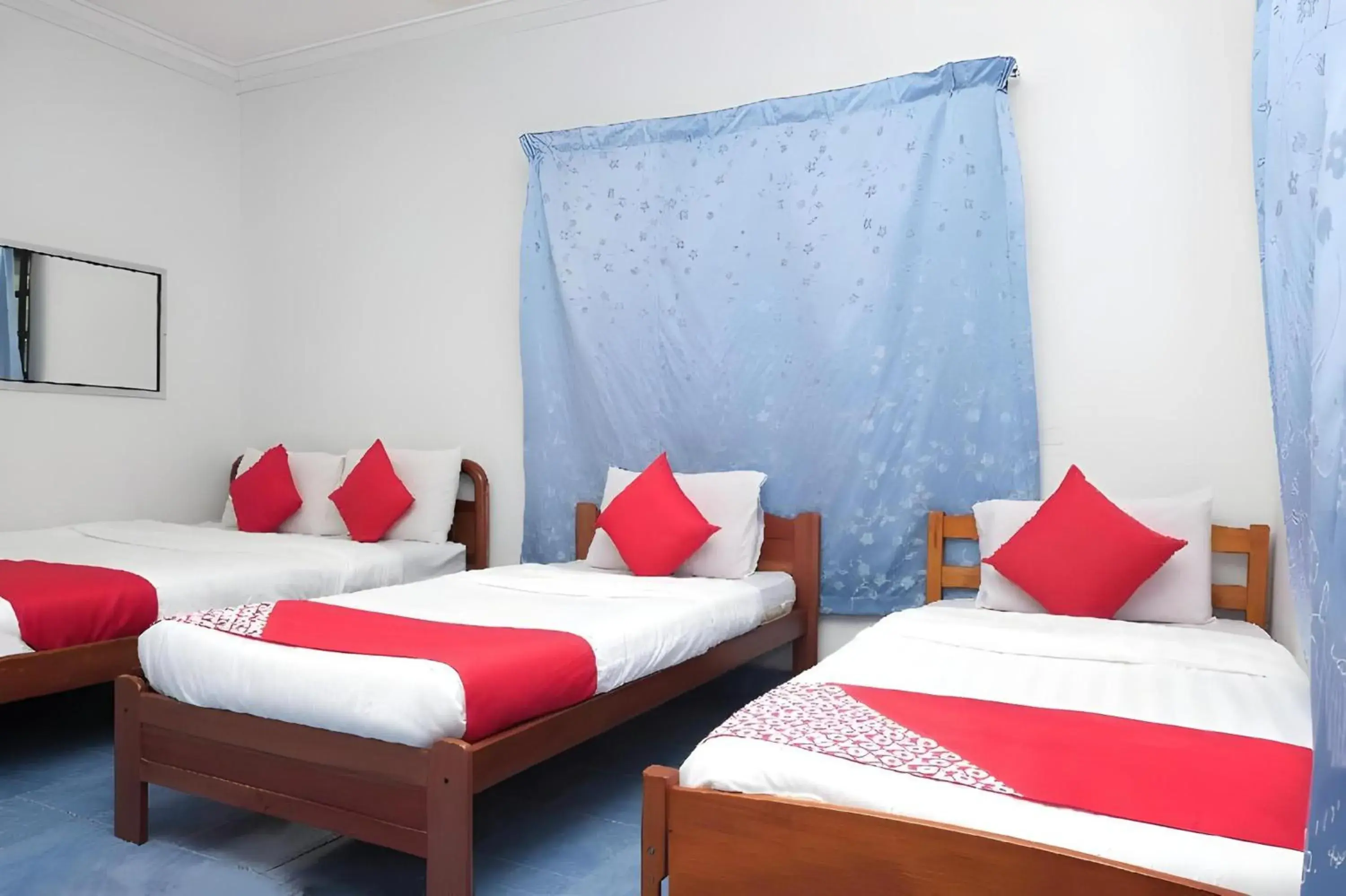 Executive Suite in Hotel O Bari Indah Beach Resort Executive Suite in Hotel O Bari Indah Beach Resort