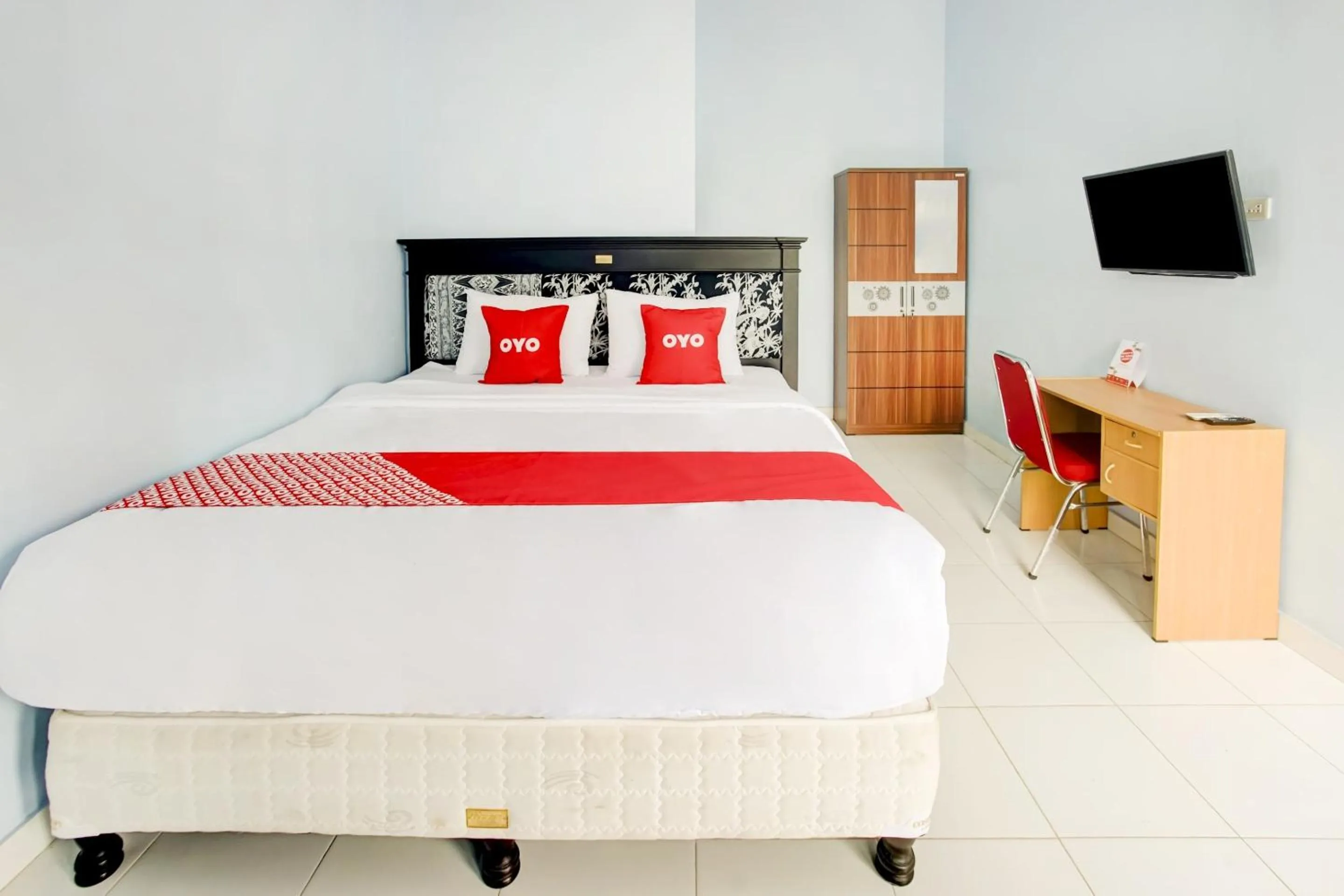 Bedroom, Bed in OYO Life 3982 Azka Homestay Syariah