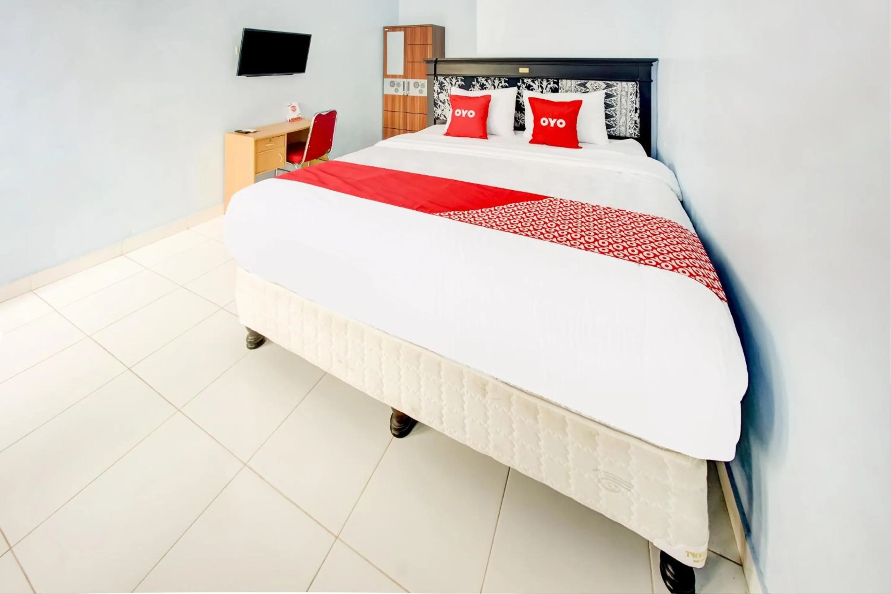 Bedroom, Bed in OYO Life 3982 Azka Homestay Syariah