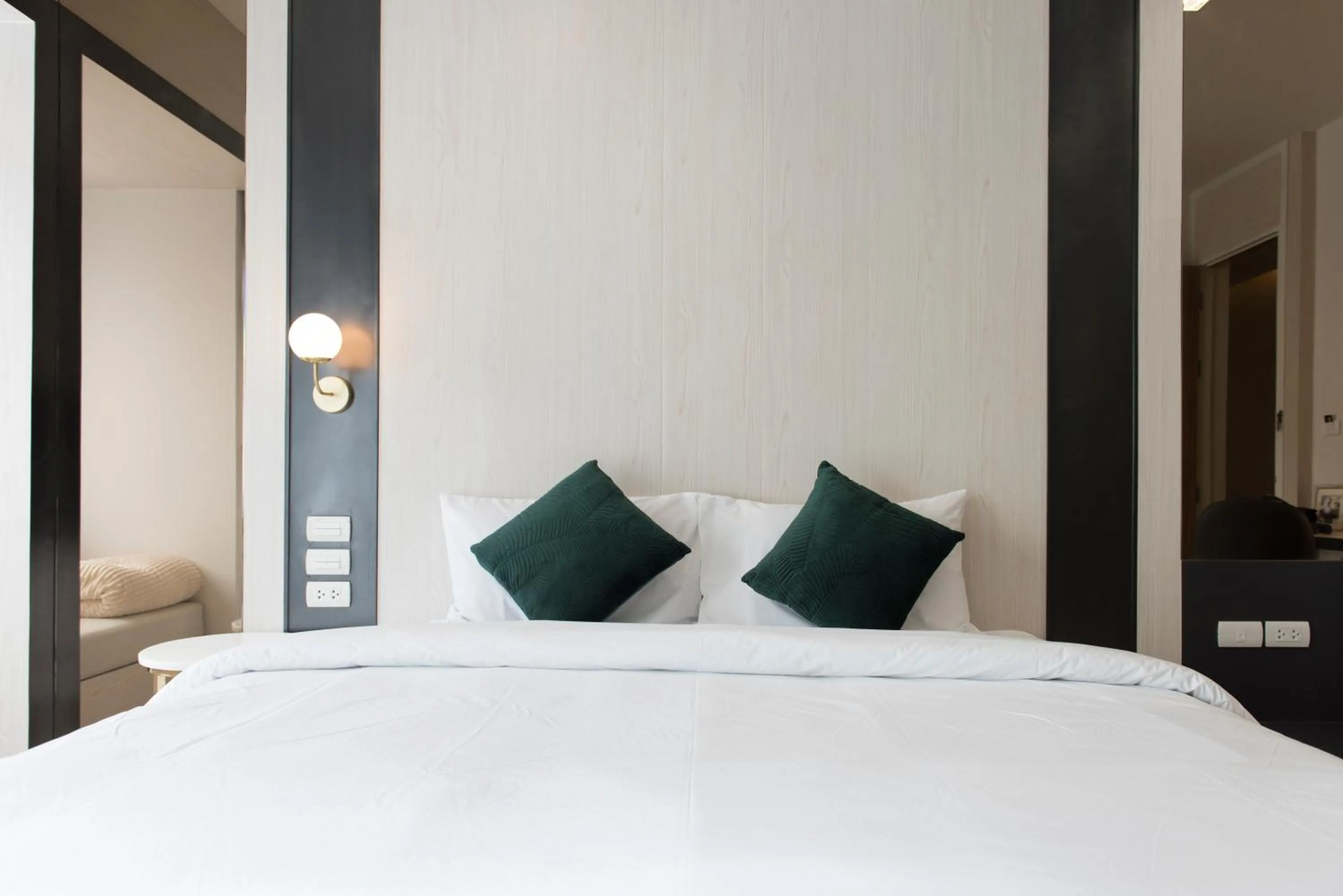 Bed in Qlosest Hotel