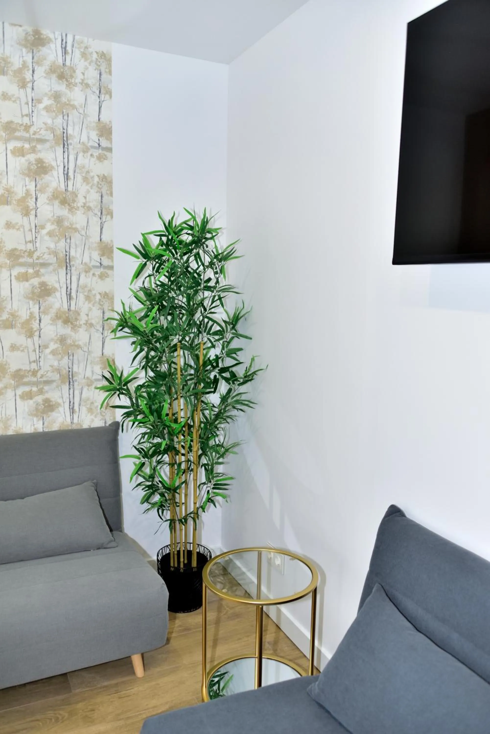 Decorative detail in Rey Don Sancho