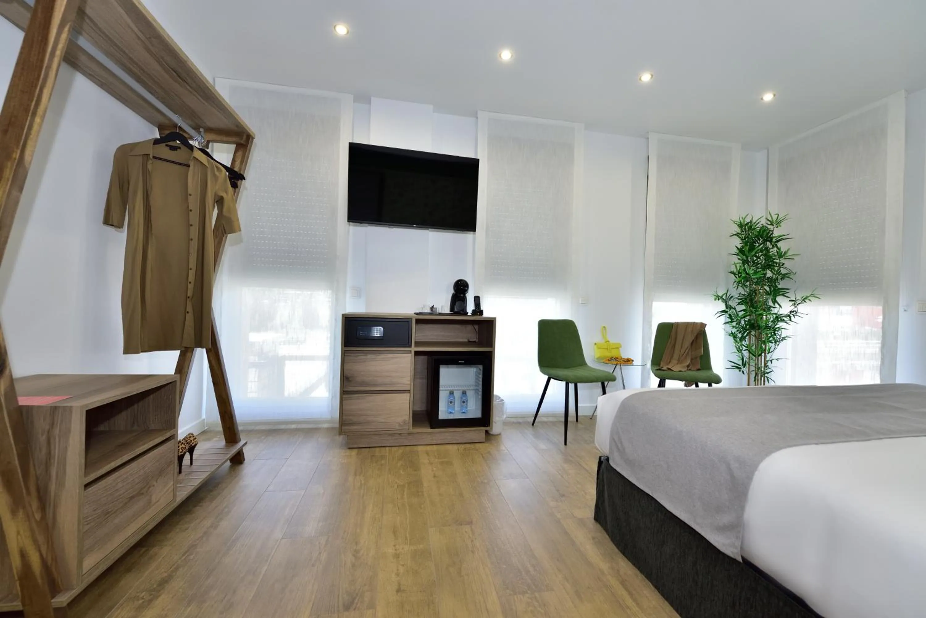 Photo of the whole room, Bed in Rey Don Sancho