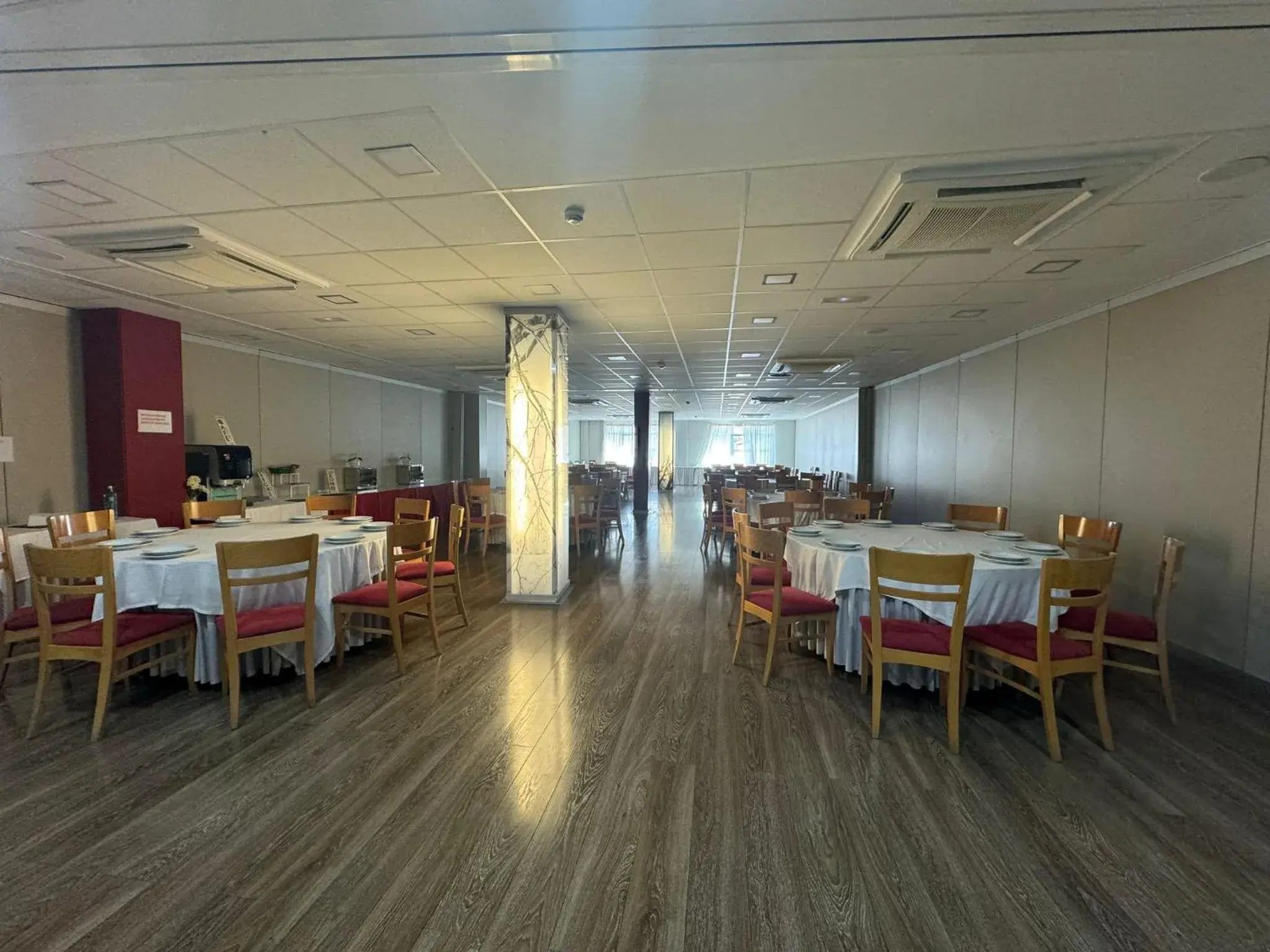 Restaurant/places to eat in Rey Don Sancho Restaurant/places to eat in Rey Don Sancho