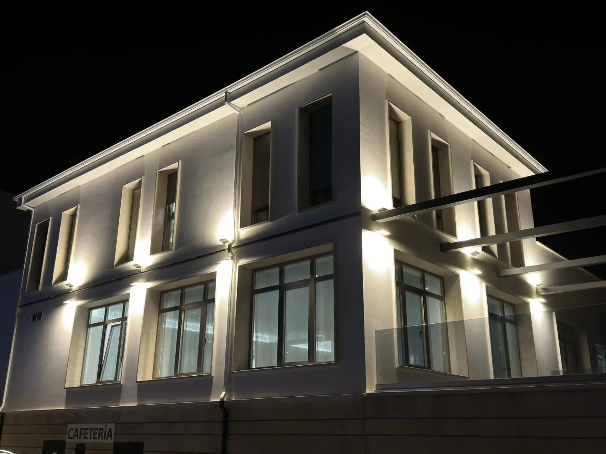 Property building in Rey Don Sancho Property building in Rey Don Sancho