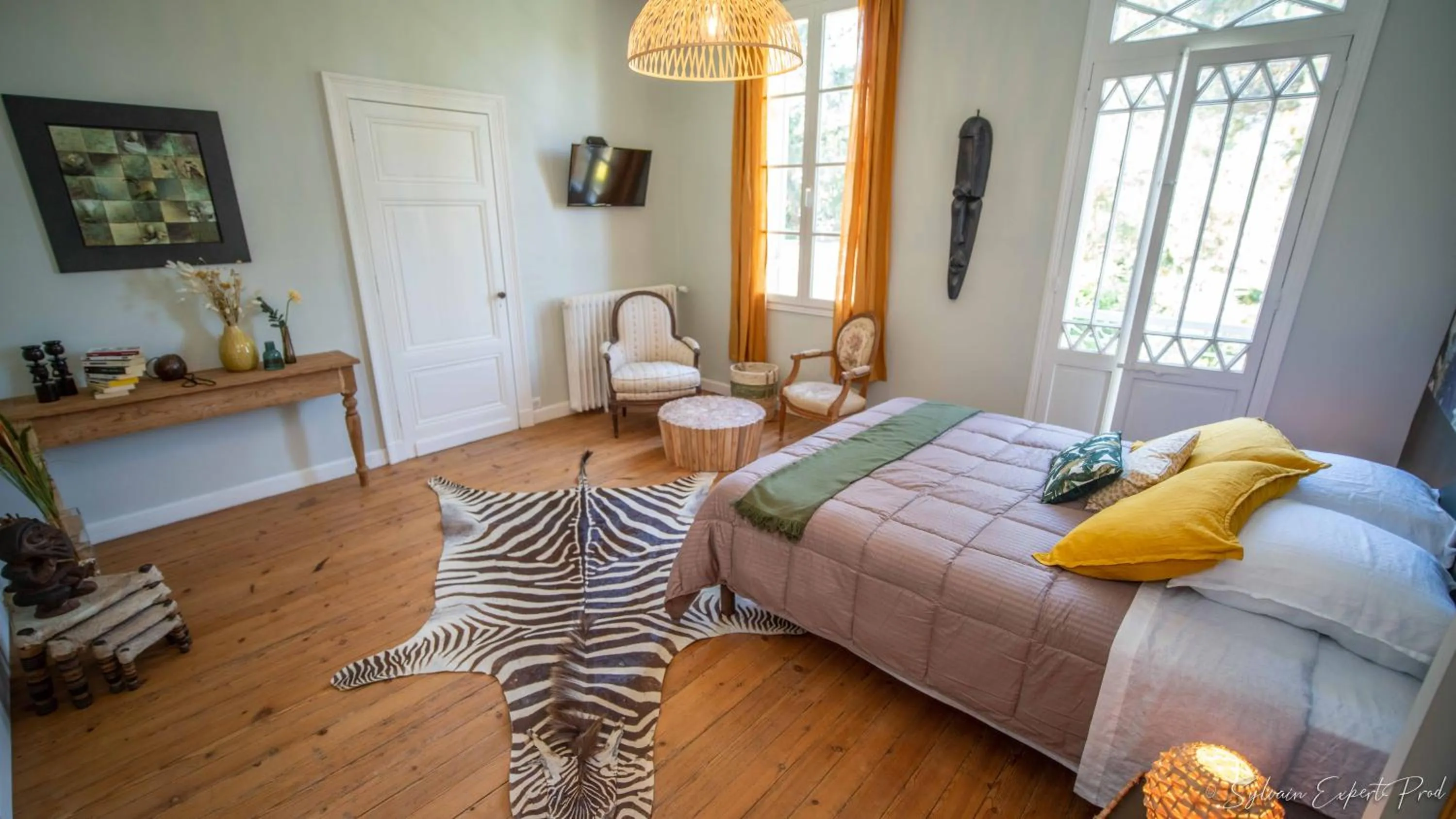 TV and multimedia, Bed in I love Bergerac