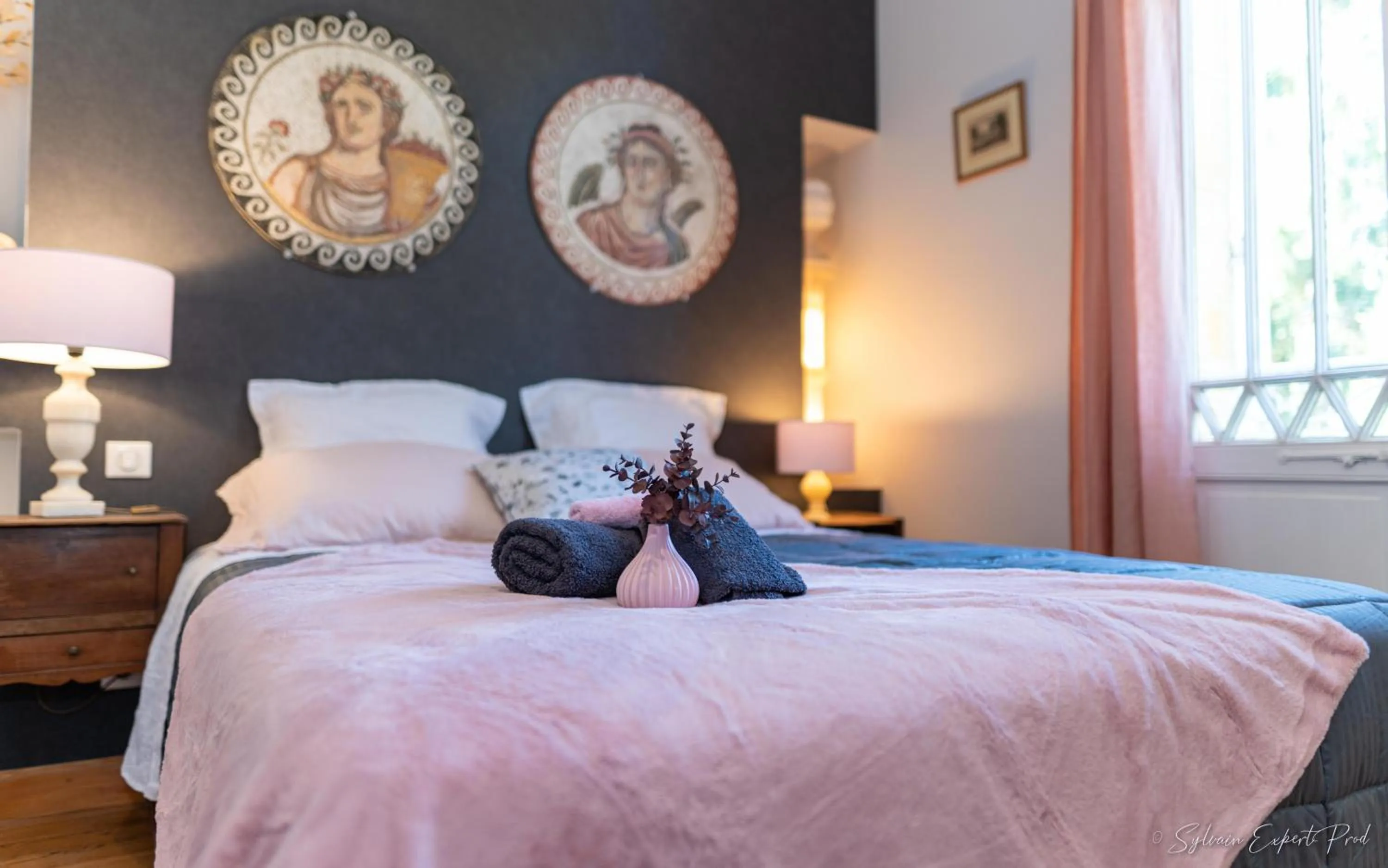 Bed in I love Bergerac