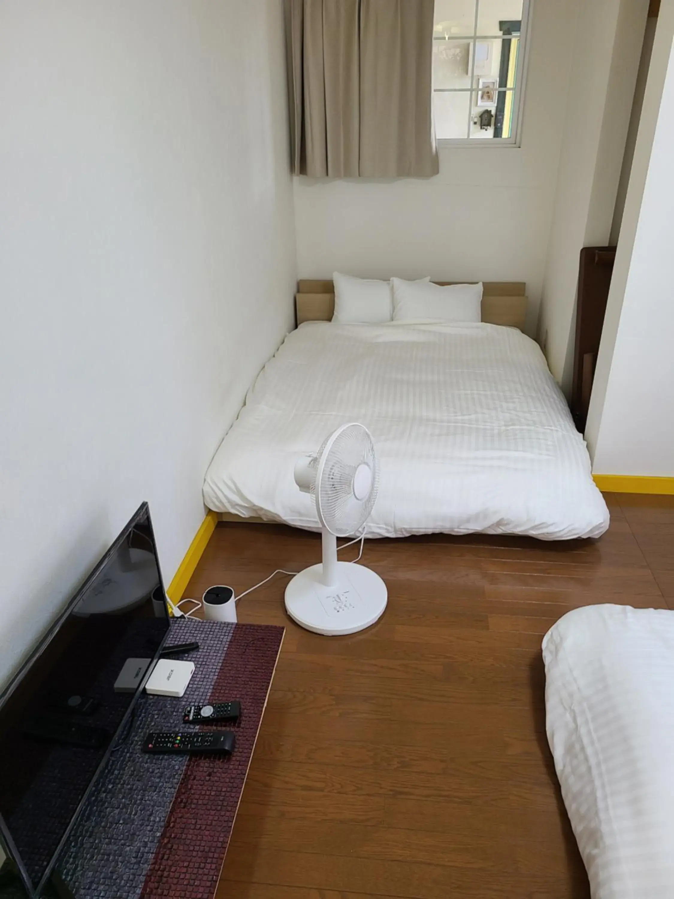 Economy Twin Room - single occupancy in Bluebird Hotel Economy Twin Room - single occupancy in Bluebird Hotel