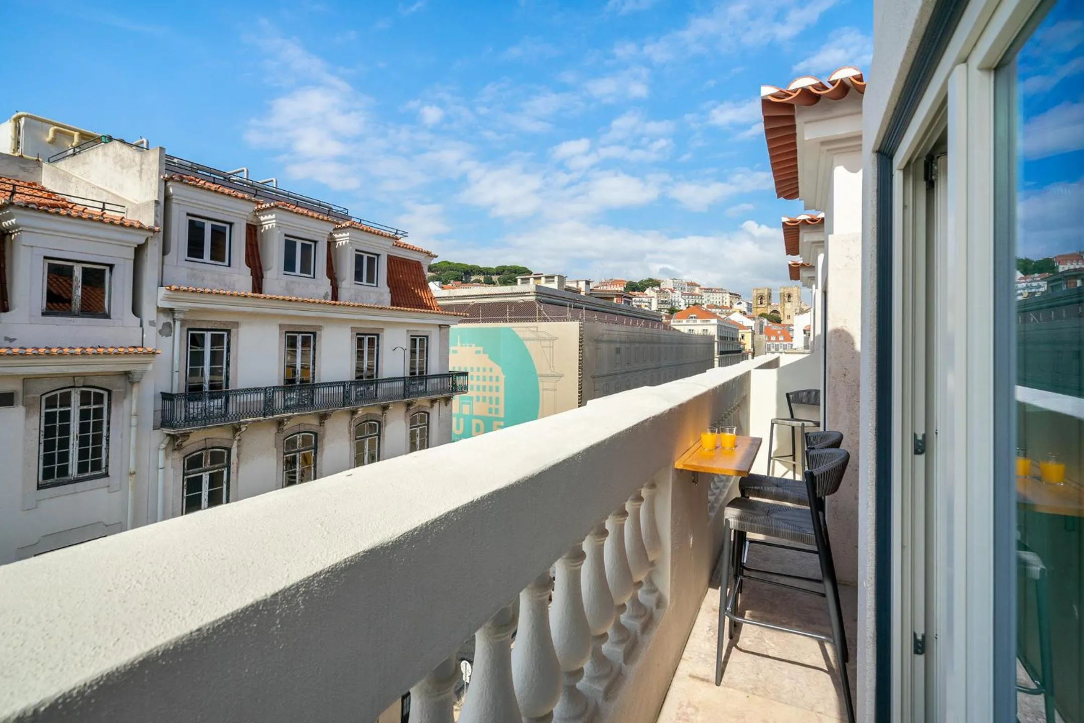 WHome | Prime Location Luxury Apartment