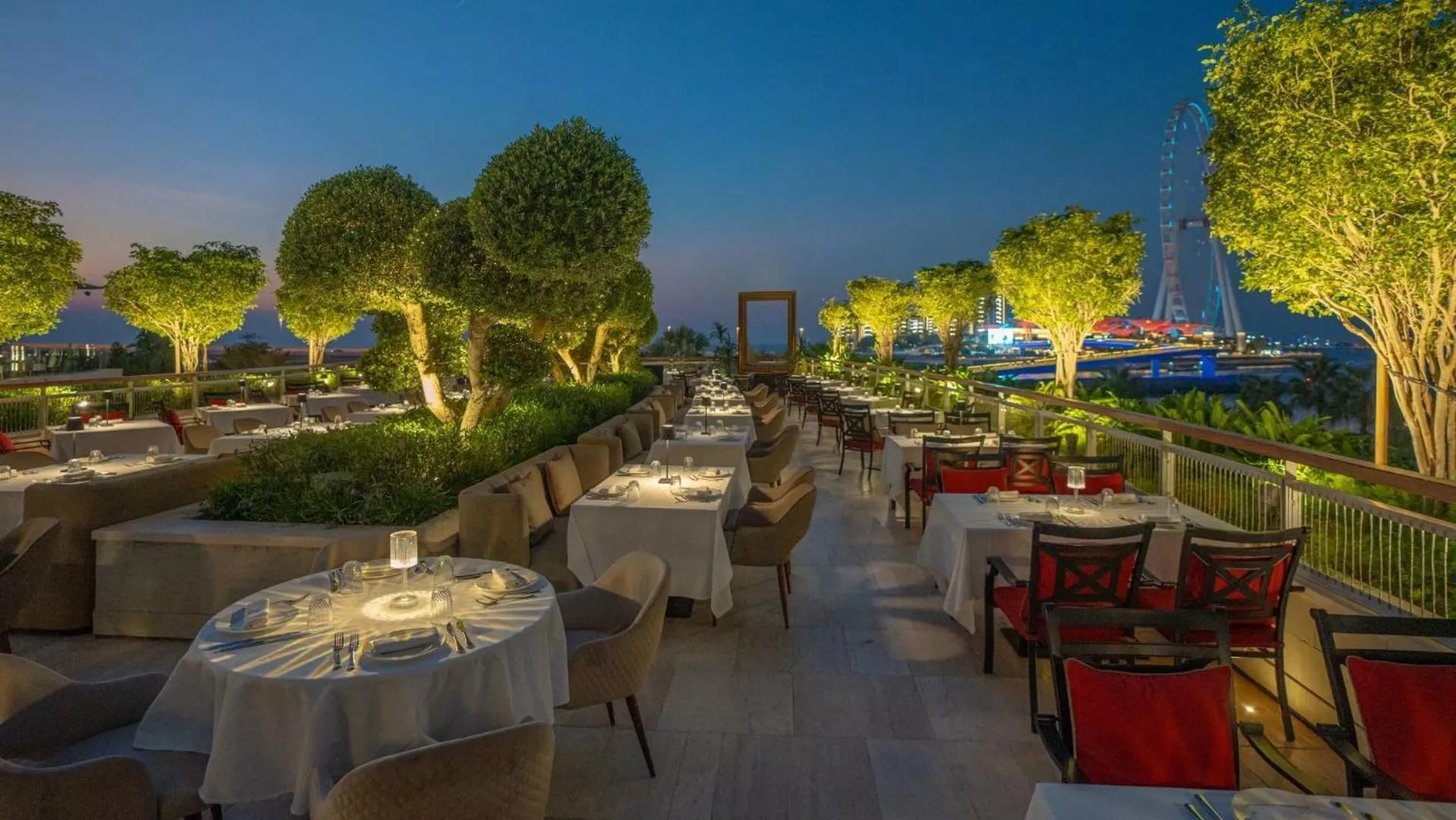 Restaurant/places to eat in Address Beach Resort