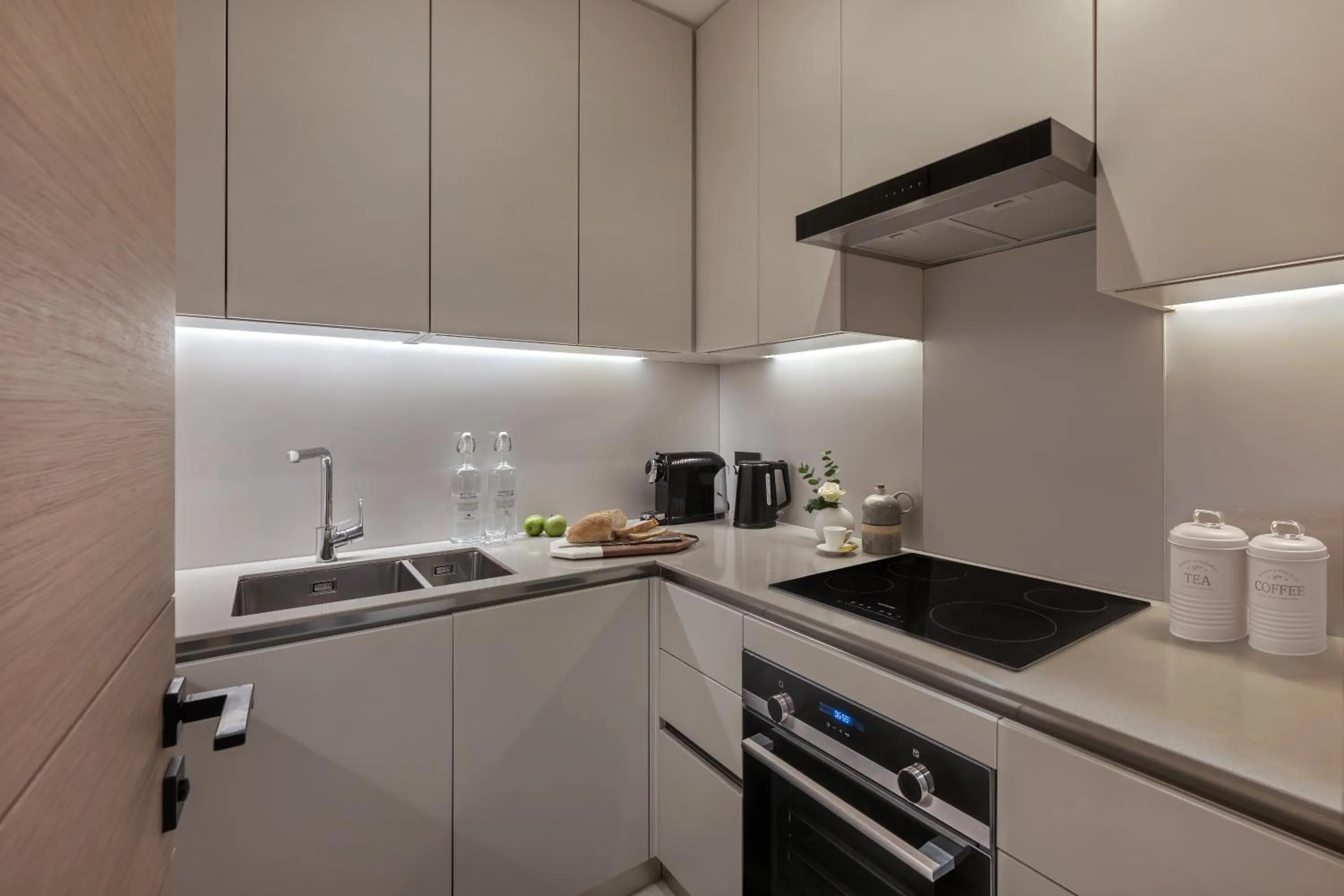 kitchen in Address Beach Resort