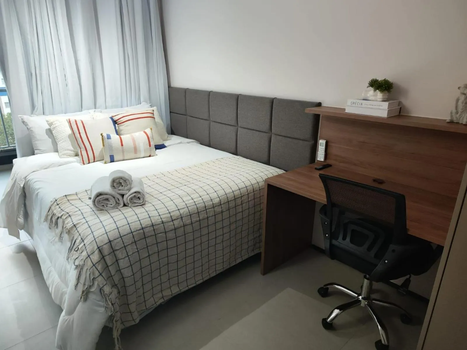 Photo of the whole room, Bed in 360 Perdizes